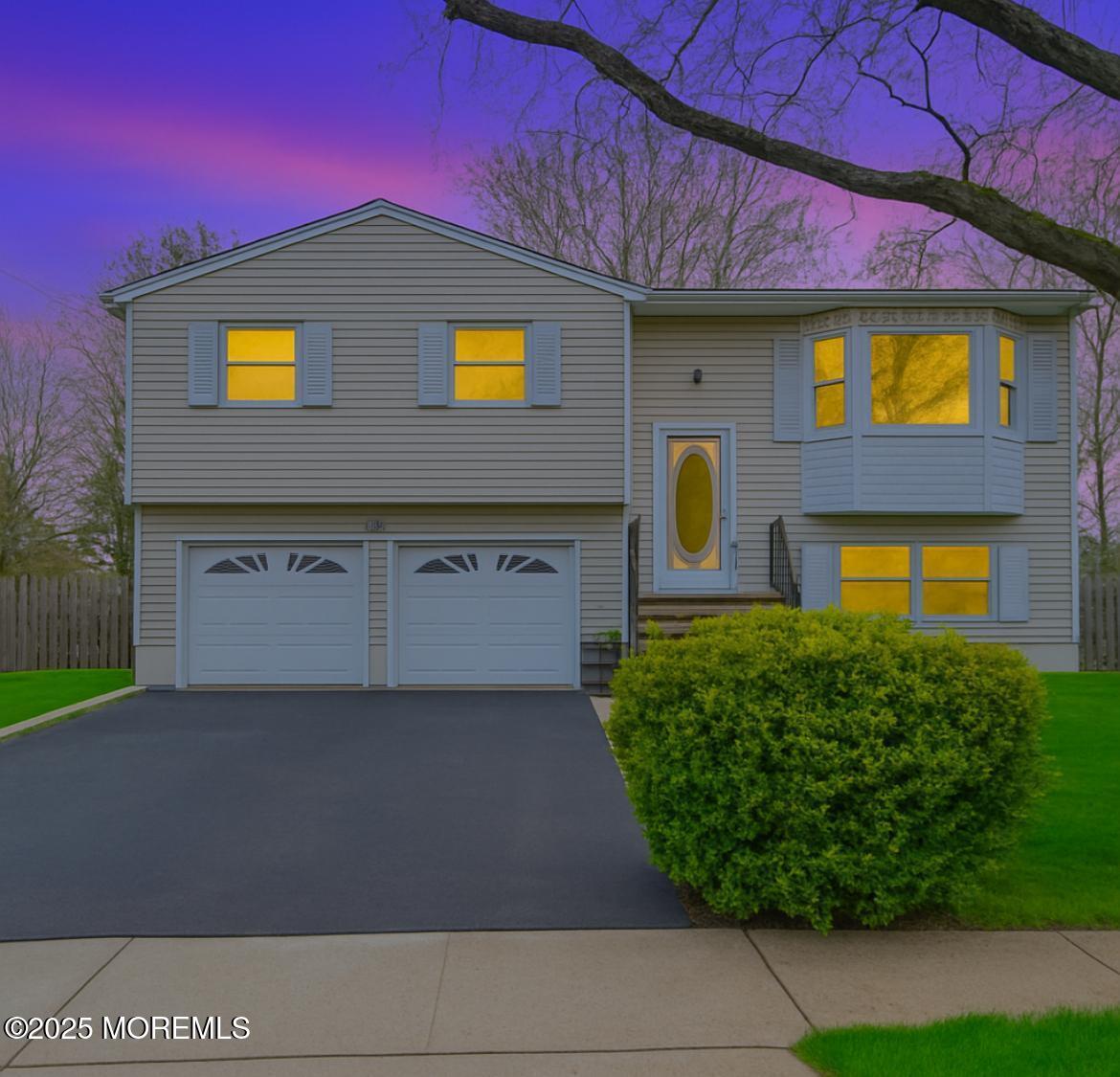 15 Heidi Drive, Fords, New Jersey image 1