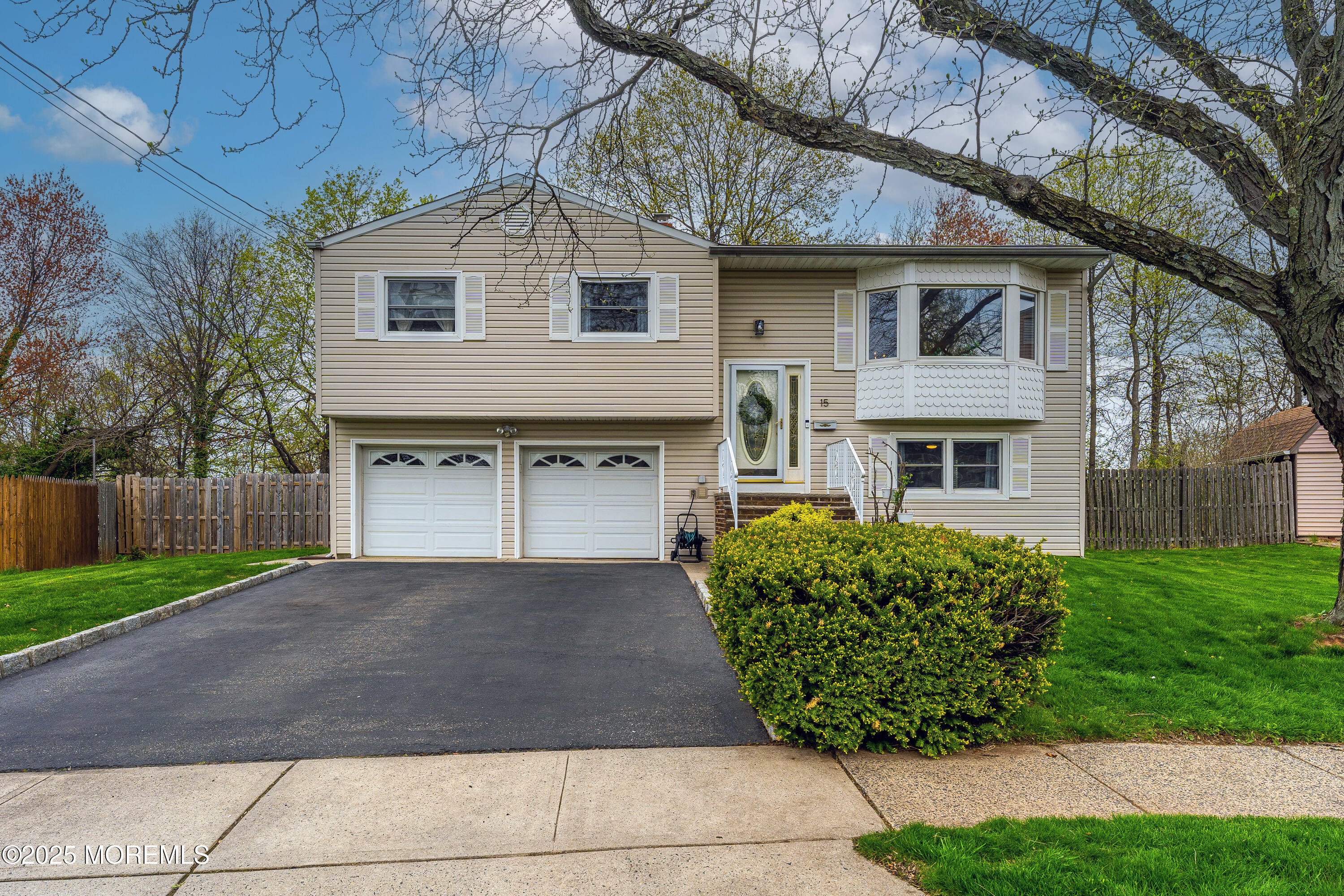 15 Heidi Drive, Fords, New Jersey image 2