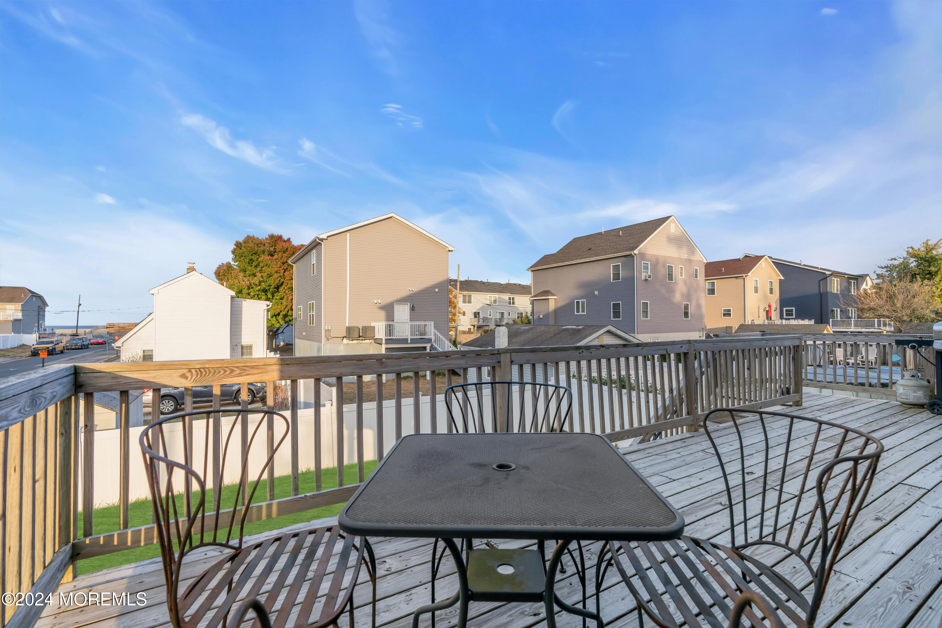 204 Beach Street, Union Beach, New Jersey image 38