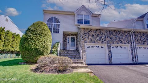 37 Hummingbird Court Marlboro NJ 07746