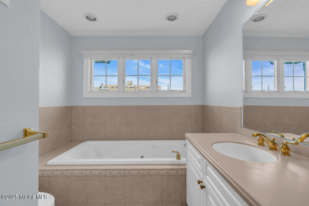 14 Tower Road, Long Branch, New Jersey image 40