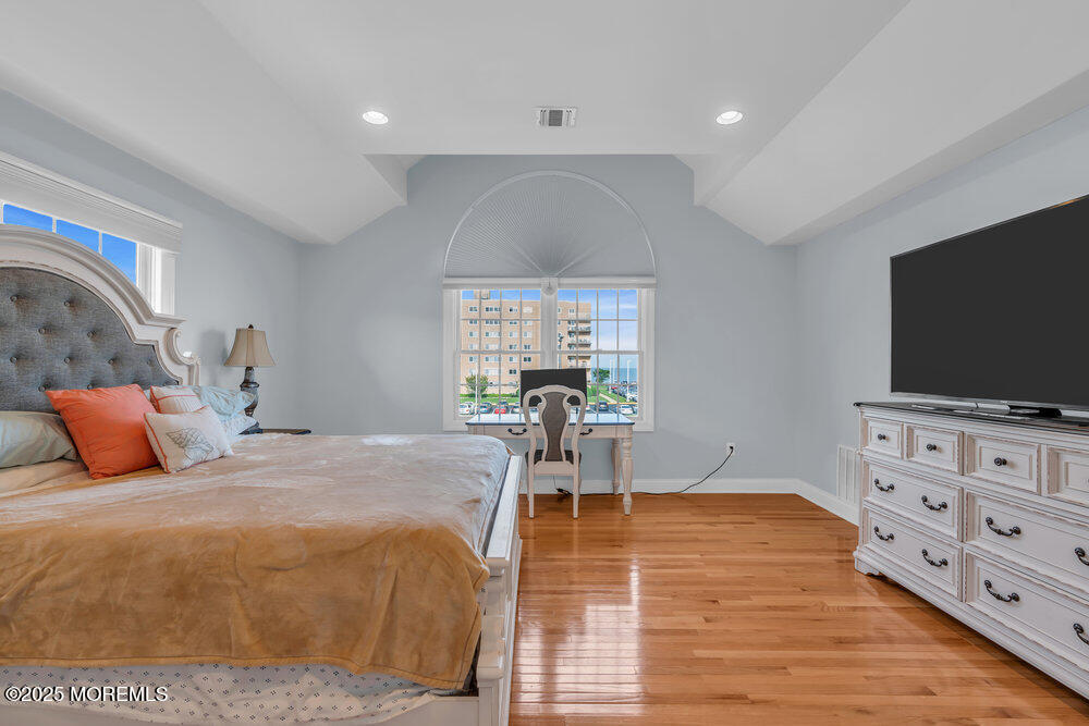 14 Tower Road, Long Branch, New Jersey image 4