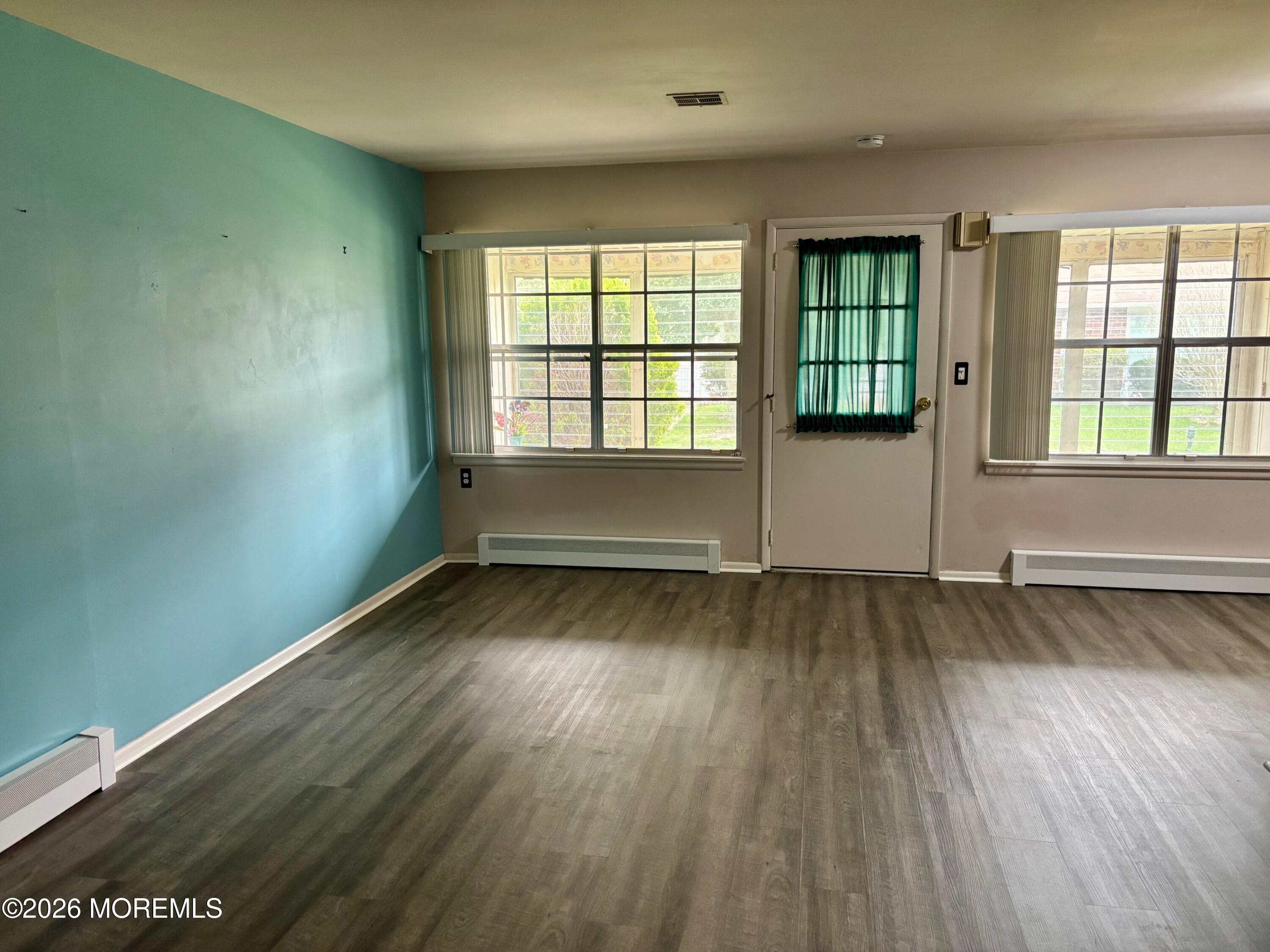 1143B Argyll Circle B