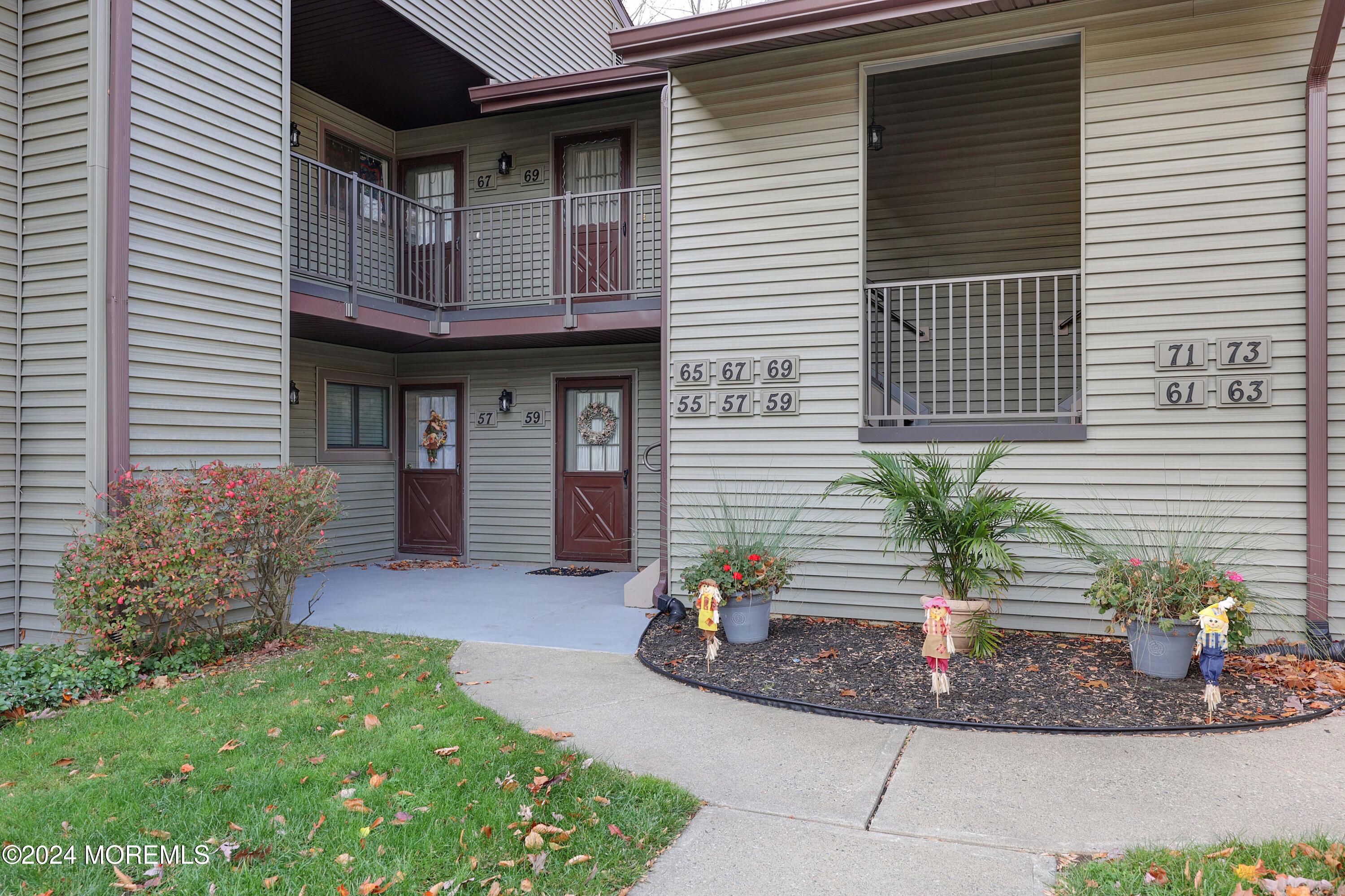 55 Western Reach, Red Bank, New Jersey image 3