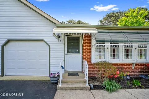 10B Ardsley Avenue Unit 64, Whiting, NJ 08759 - MLS#: 22513375
