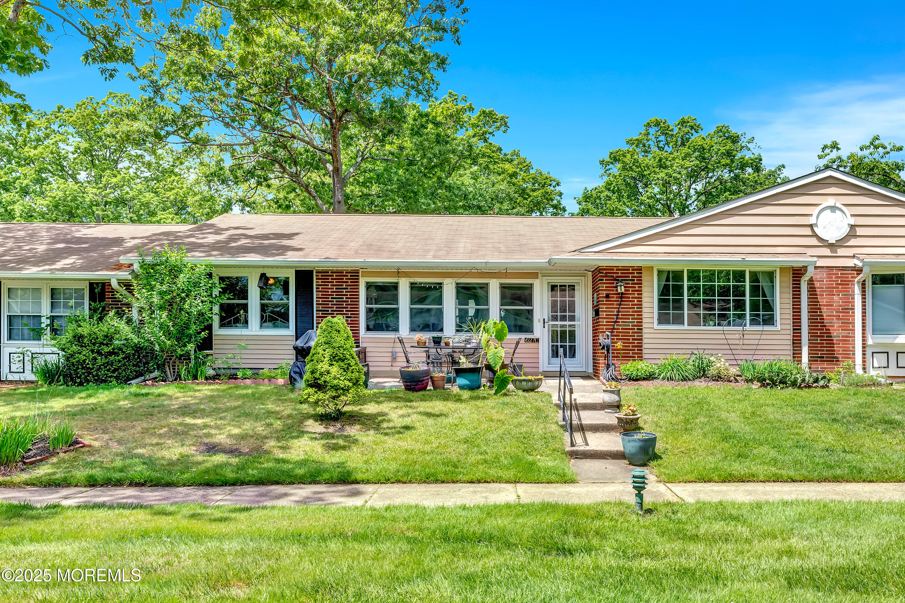 627 Huntington Drive #C, Lakewood, New Jersey image 2