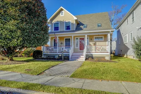 MLS: 22508426