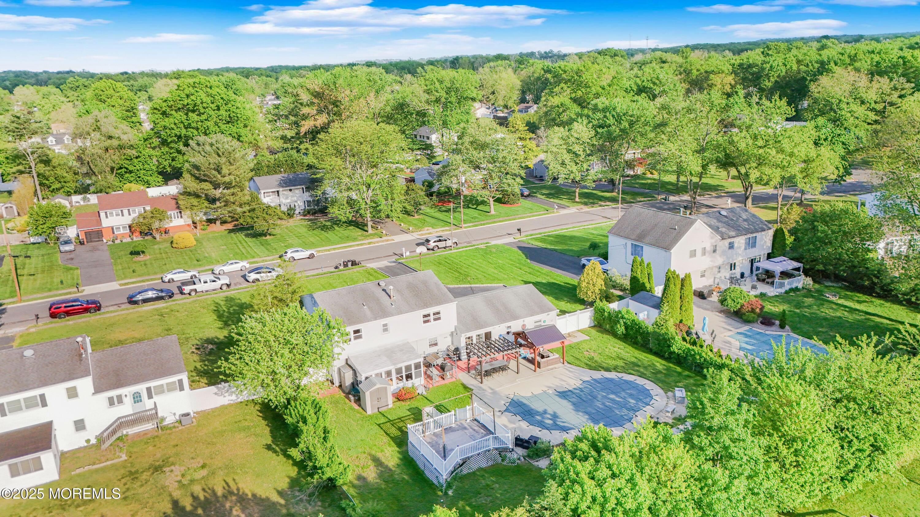 12 Lowell Road, Manalapan, New Jersey image 4