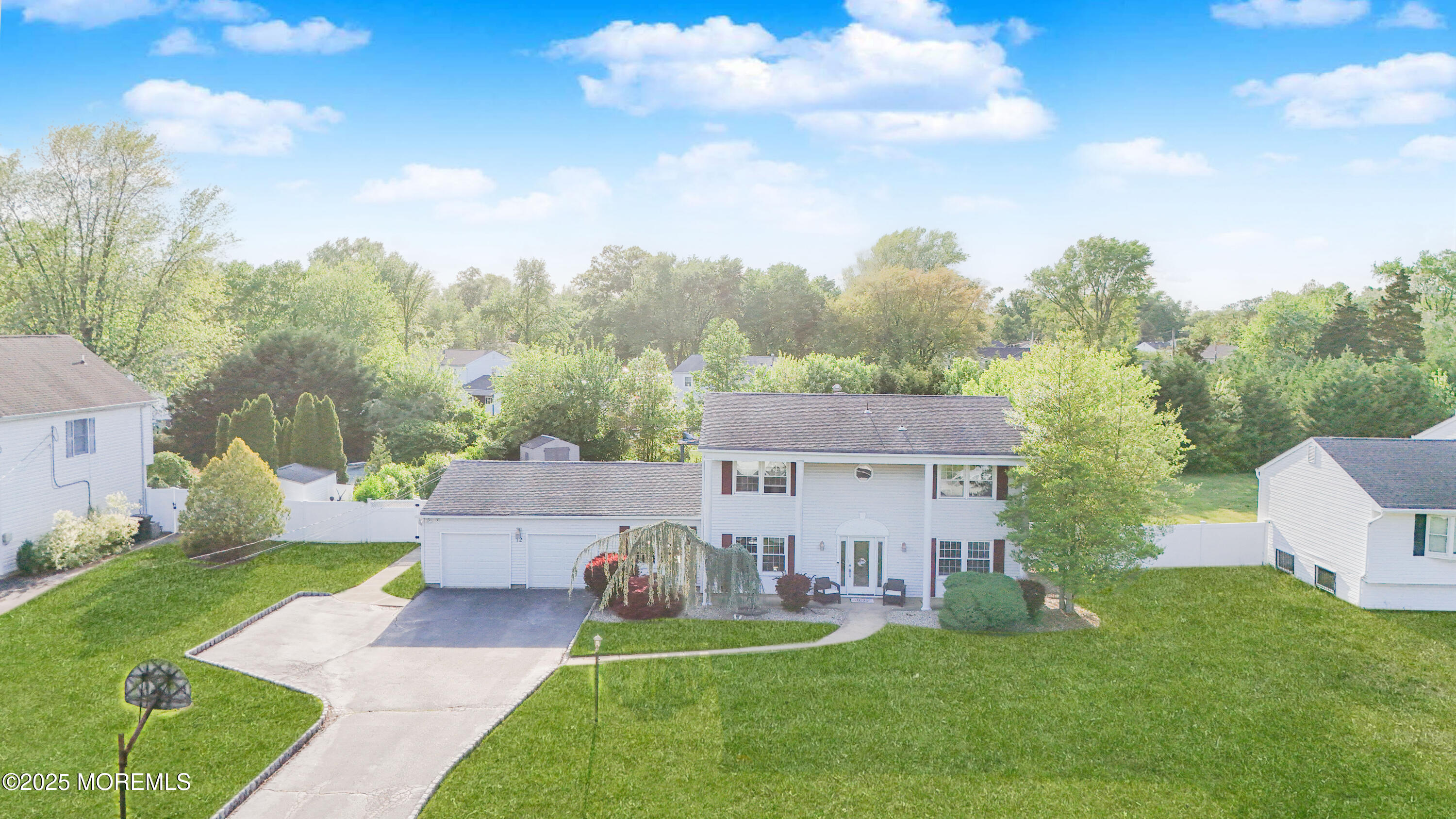12 Lowell Road, Manalapan, New Jersey image 3