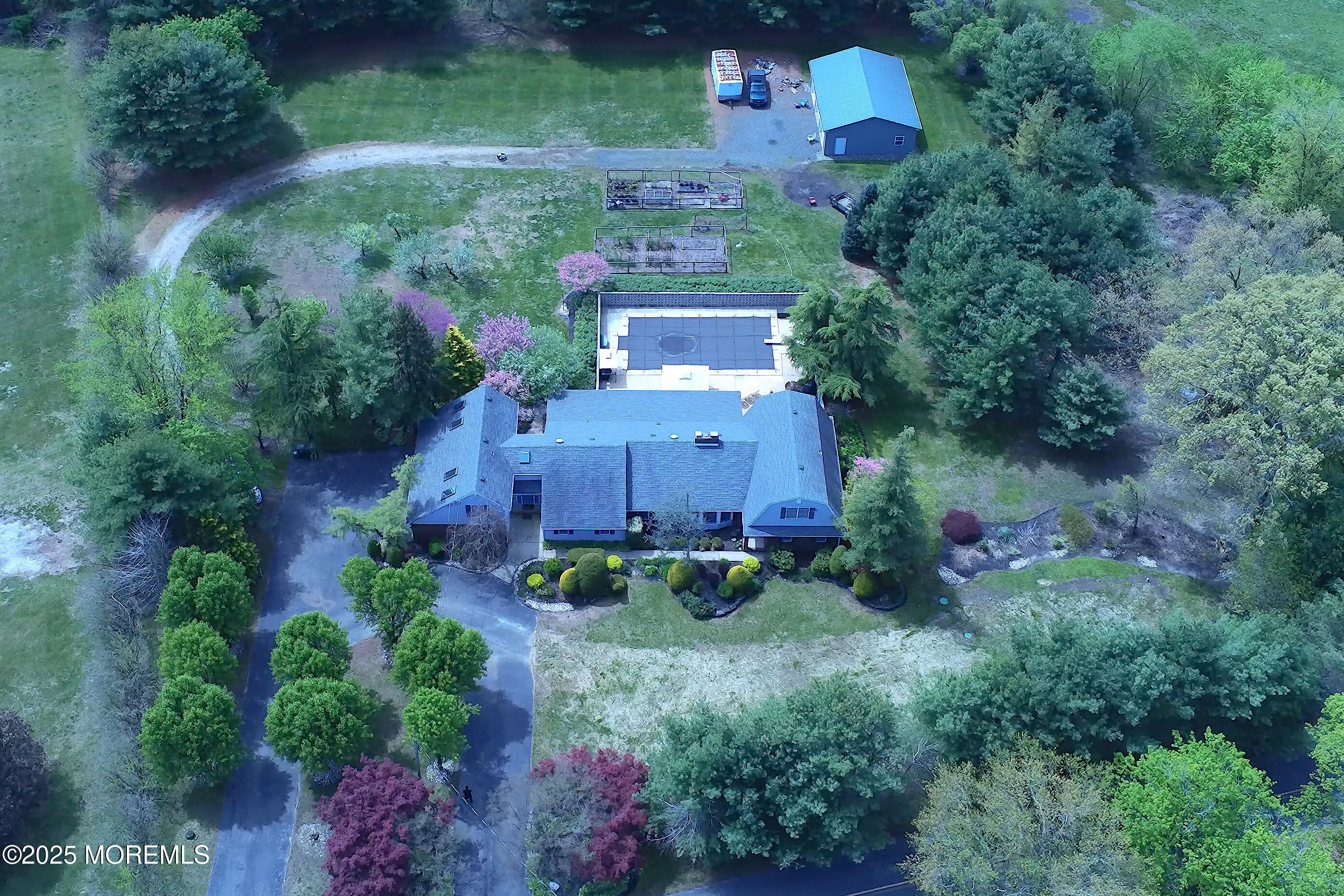 12 Millstream Road, Cream Ridge, New Jersey image 4