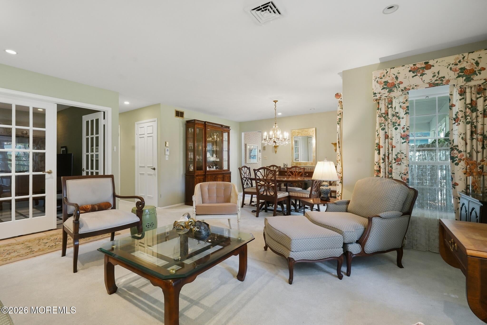 737A Chatham Lane