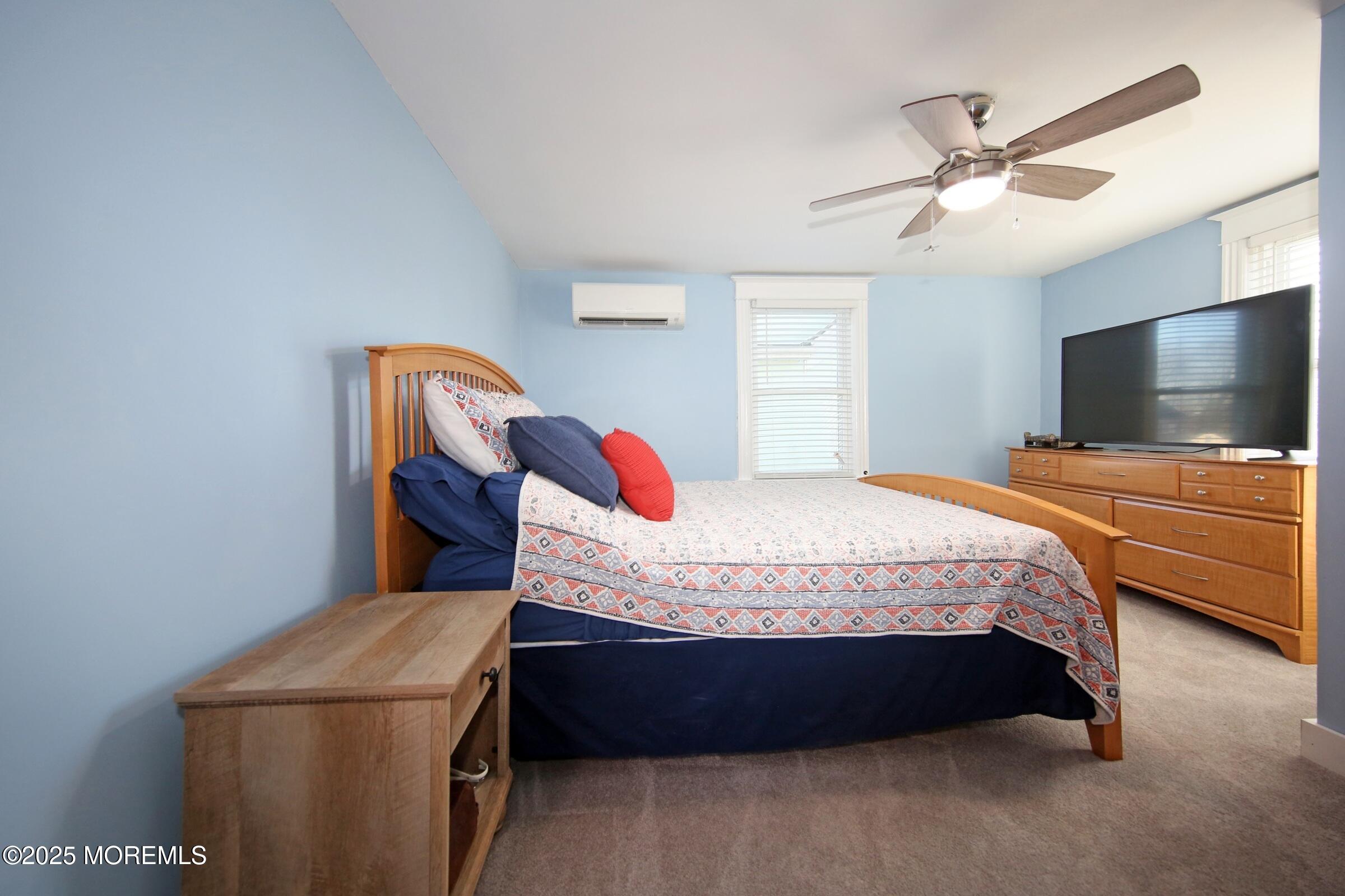 197 Church Street, Belford, New Jersey image 30