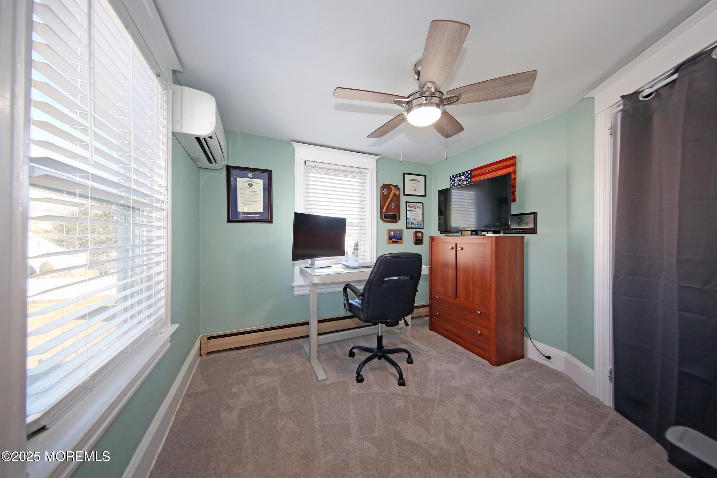 197 Church Street, Belford, New Jersey image 32