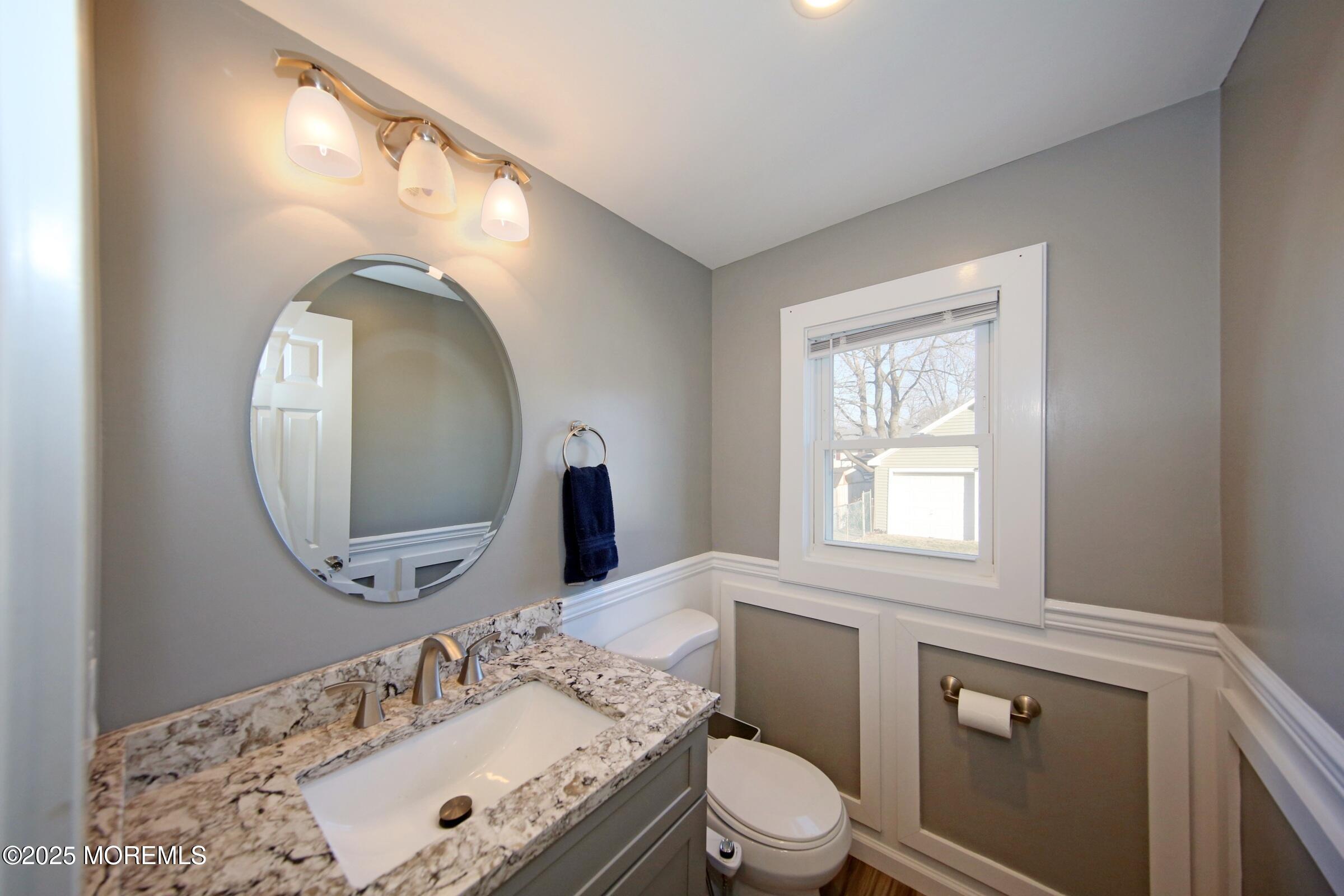 197 Church Street, Belford, New Jersey image 27