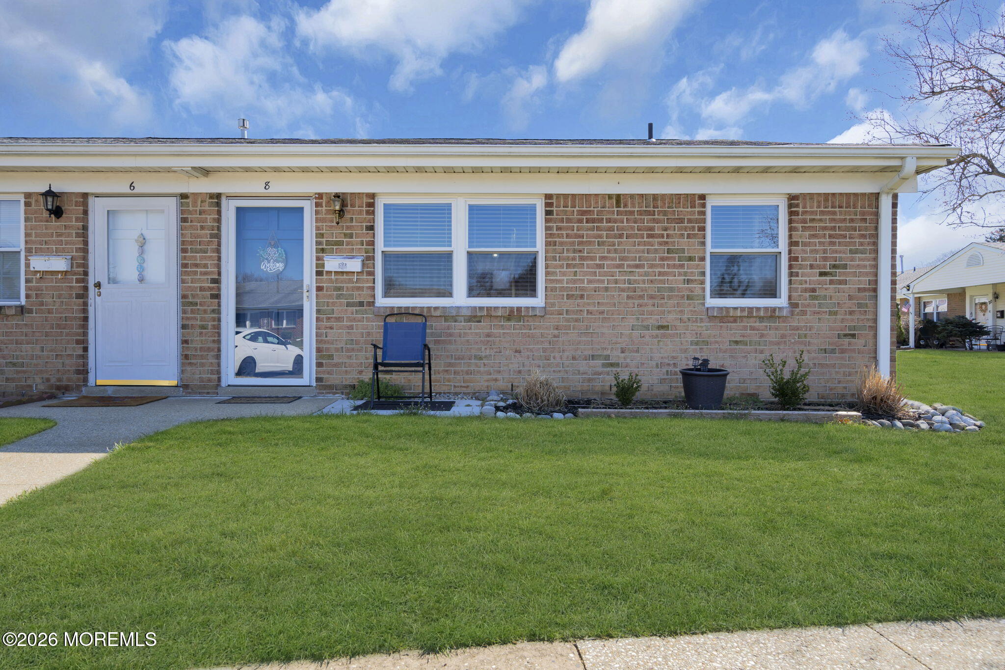 8 River Lane 141