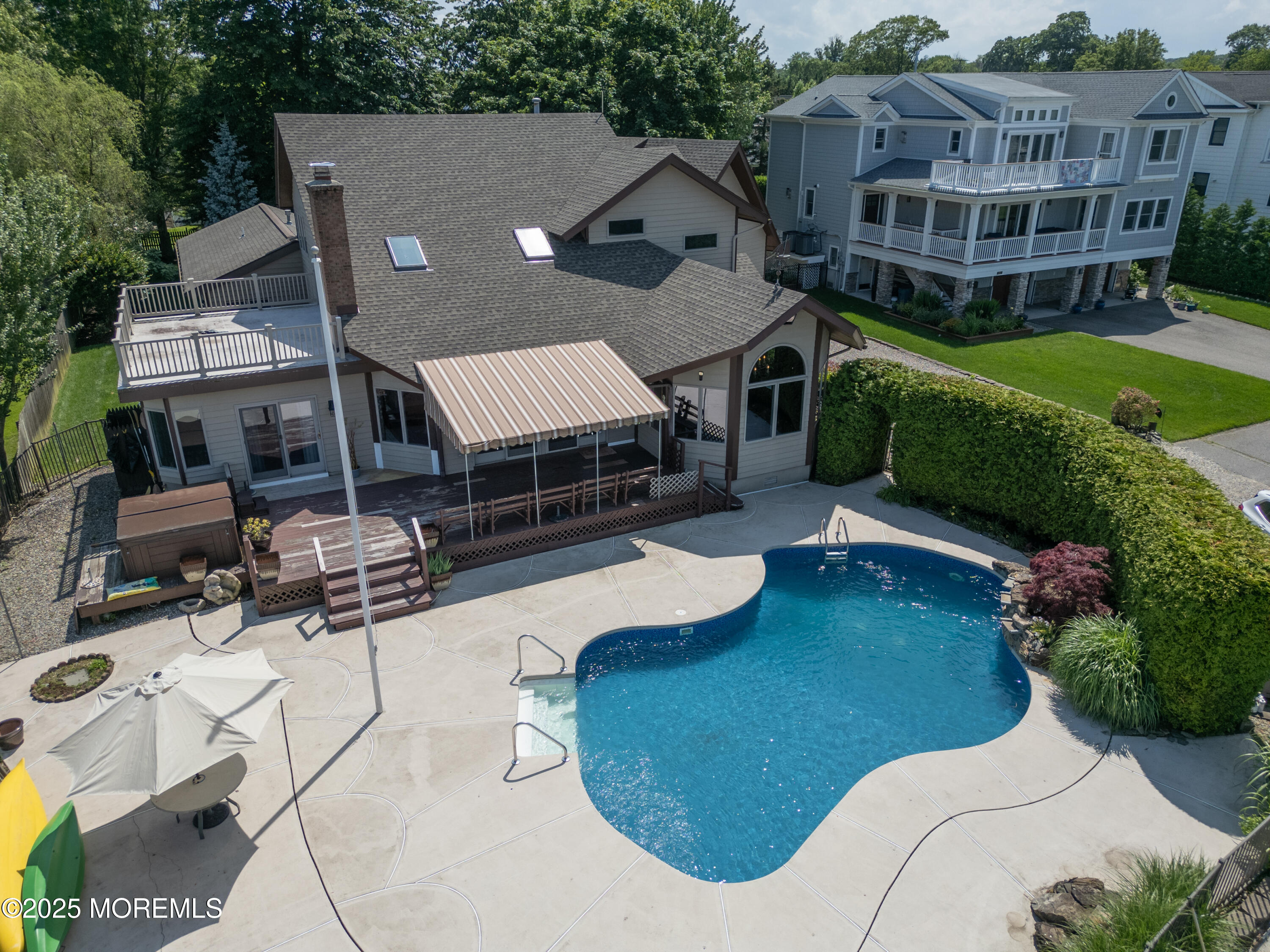 324 Magnolia Avenue