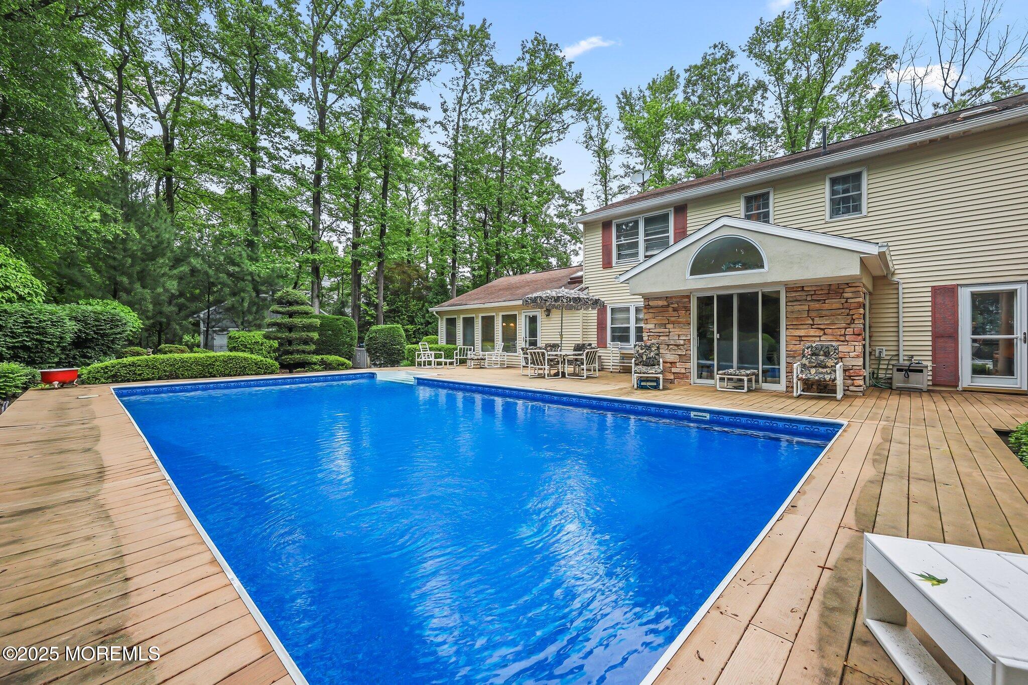 221 Lloyd Road, Aberdeen, New Jersey image 46