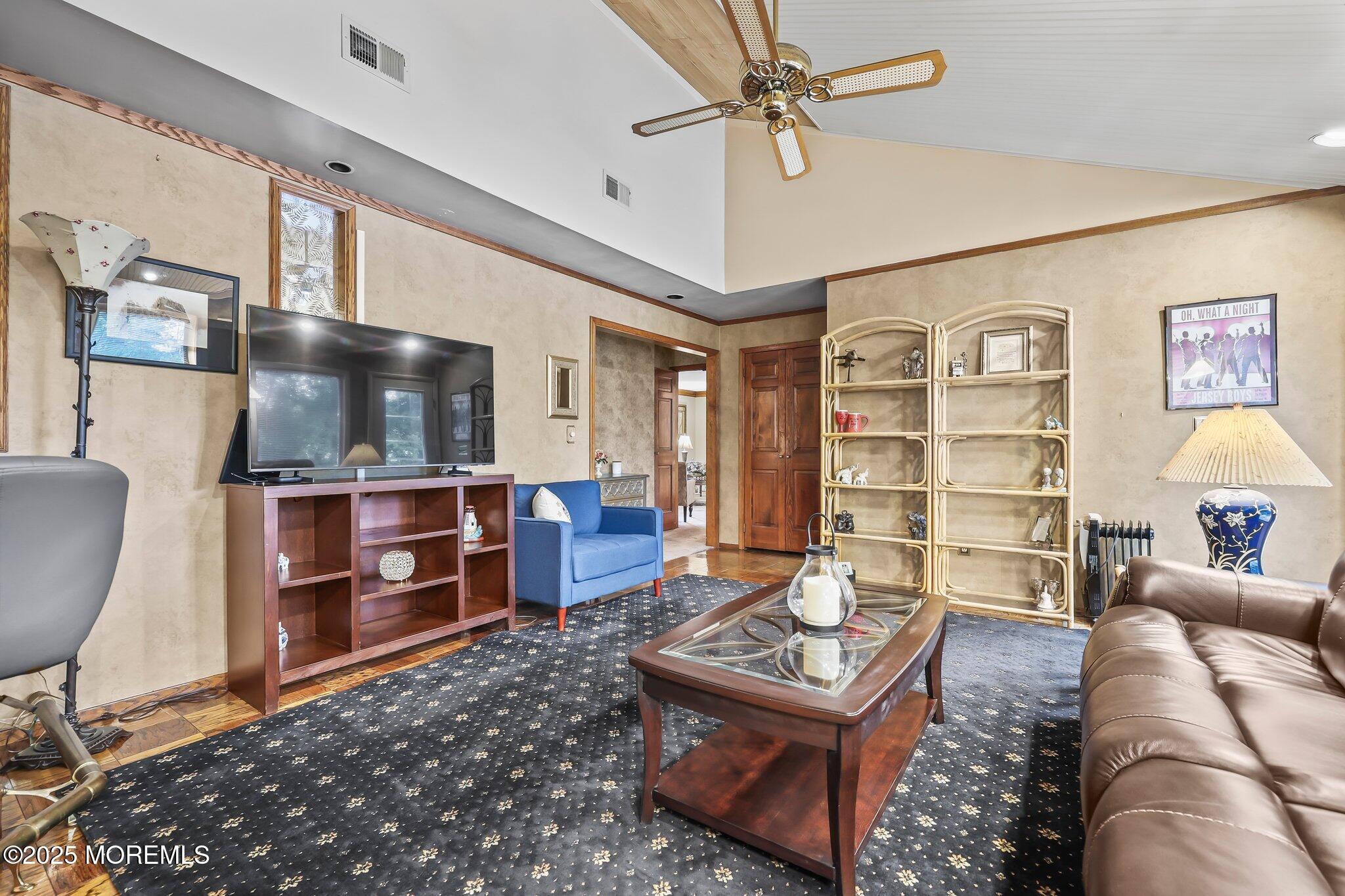 221 Lloyd Road, Aberdeen, New Jersey image 20