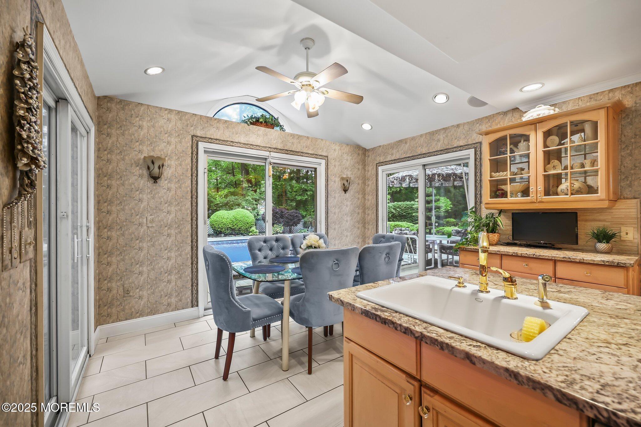221 Lloyd Road, Aberdeen, New Jersey image 17