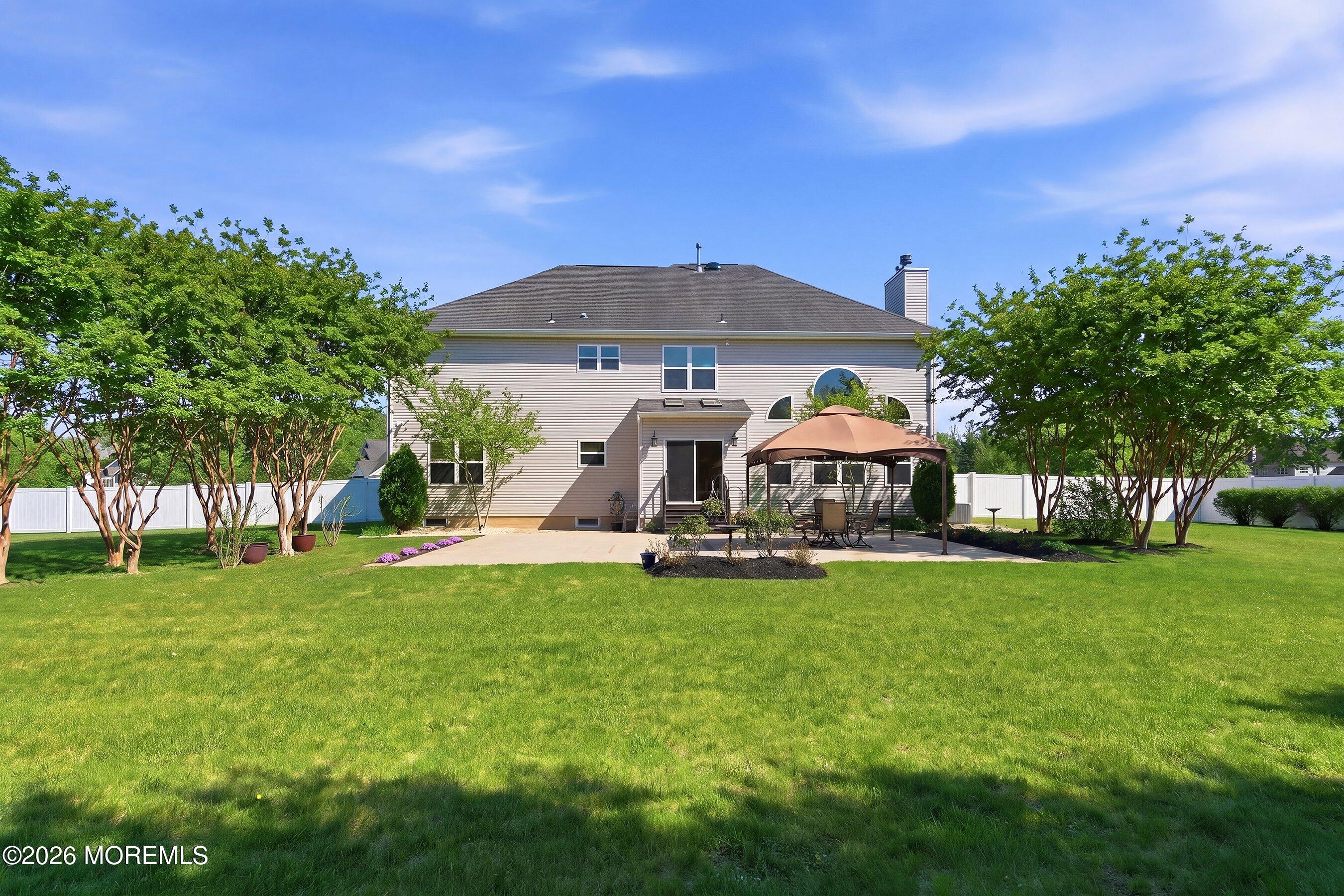 6 Etty Court