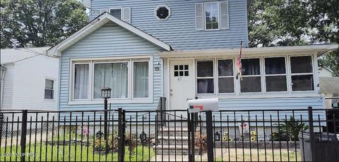 47 Beaconlight Avenue Keansburg NJ 07734