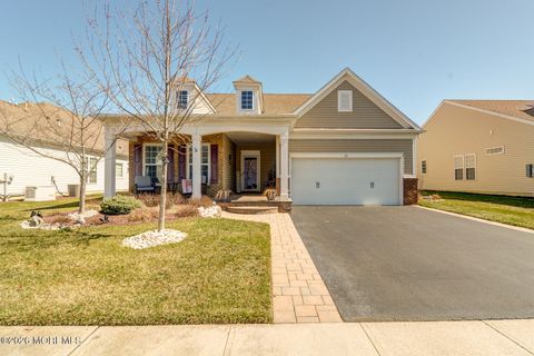 Homes For Sale - 29 W Da Vinci Way<br/> Farmingdale, NJ 07727