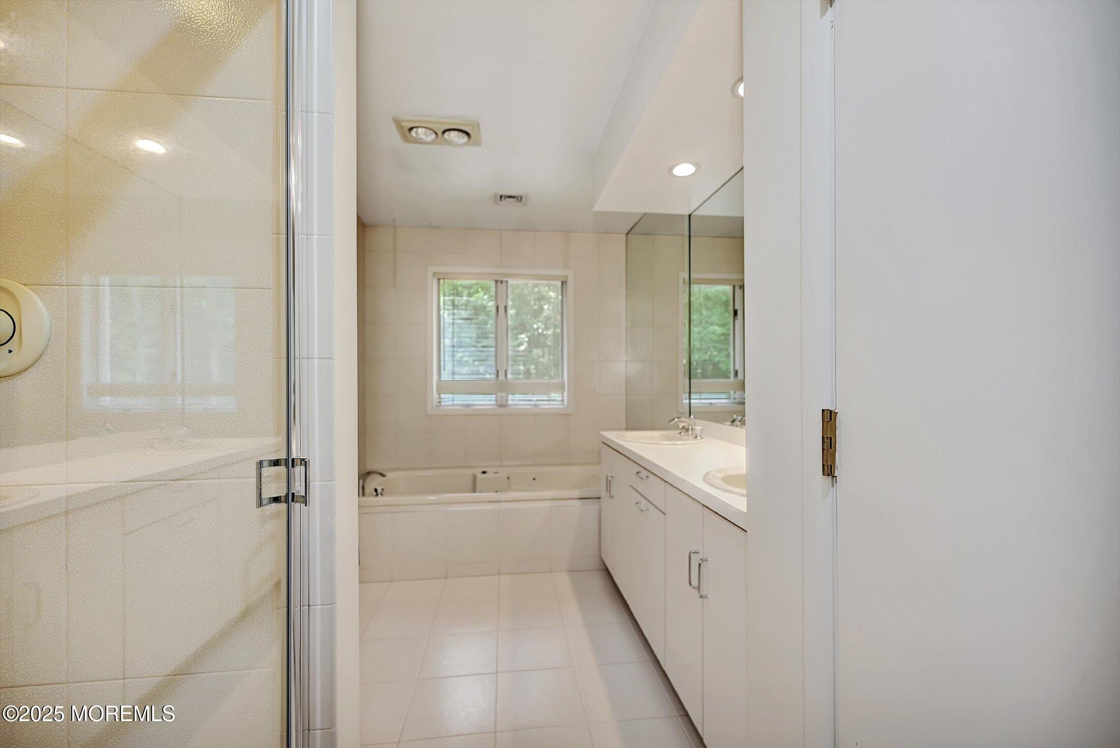 44 Nikki Court, Morganville, New Jersey image 33
