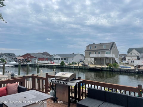 Homes For Rent - 331 Stephan Avenue<br/> Toms River, NJ 08753