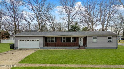 Photo of 606 Alma Place, Oakhurst, NJ 07755 (MLS # 22536831)