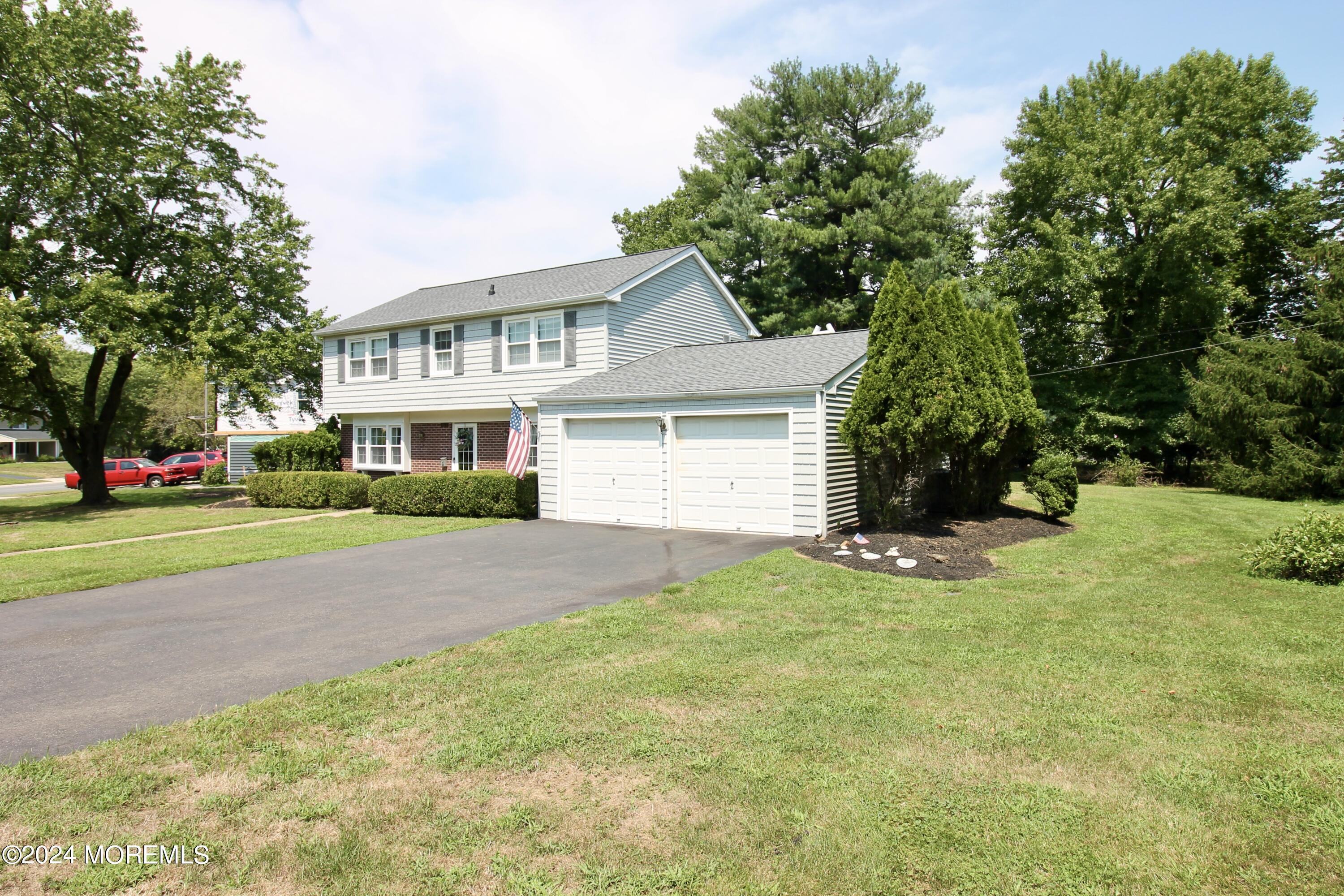 161 Ivy Hill Drive, Aberdeen, New Jersey image 2