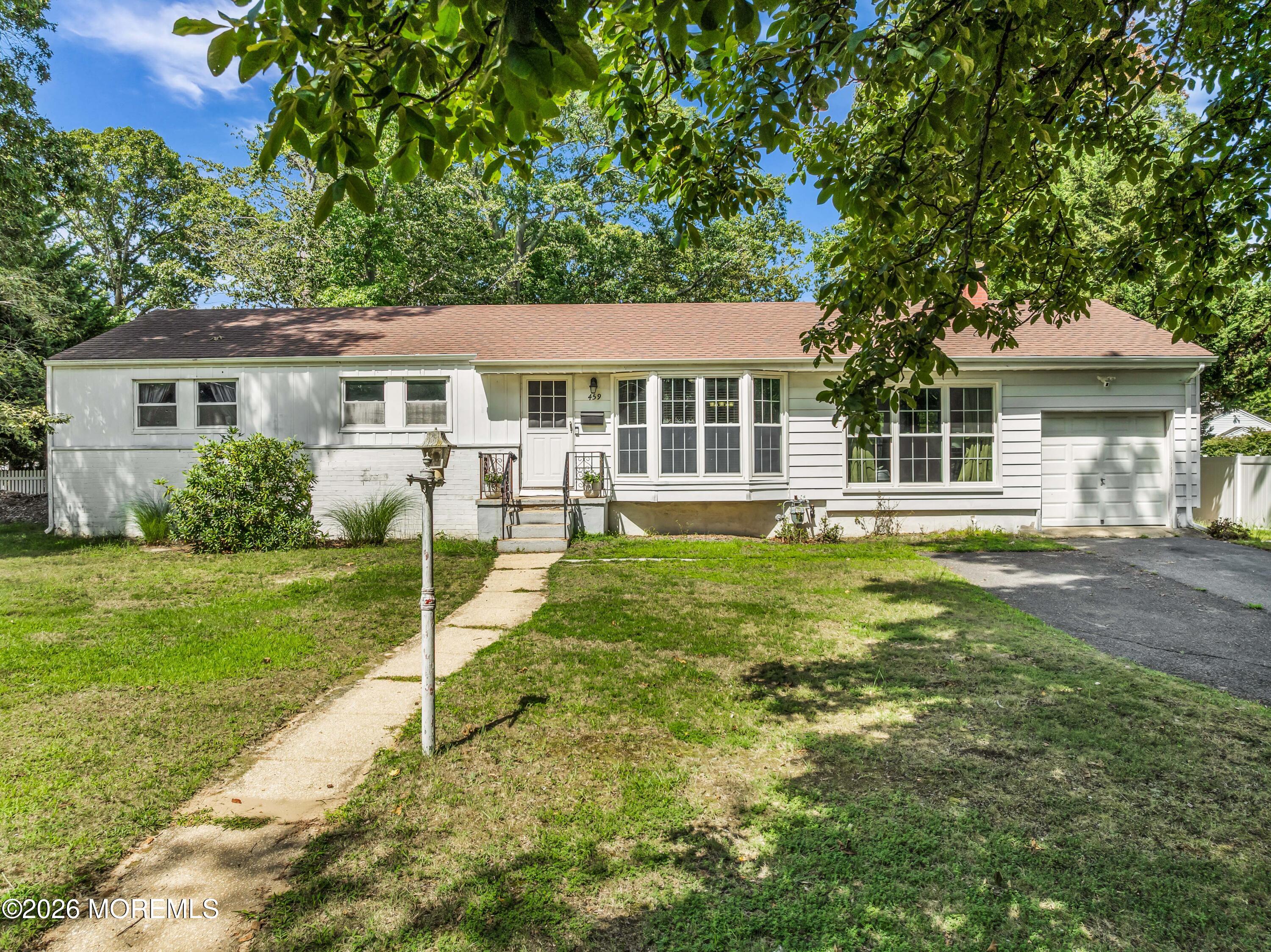 459 Redmond Avenue