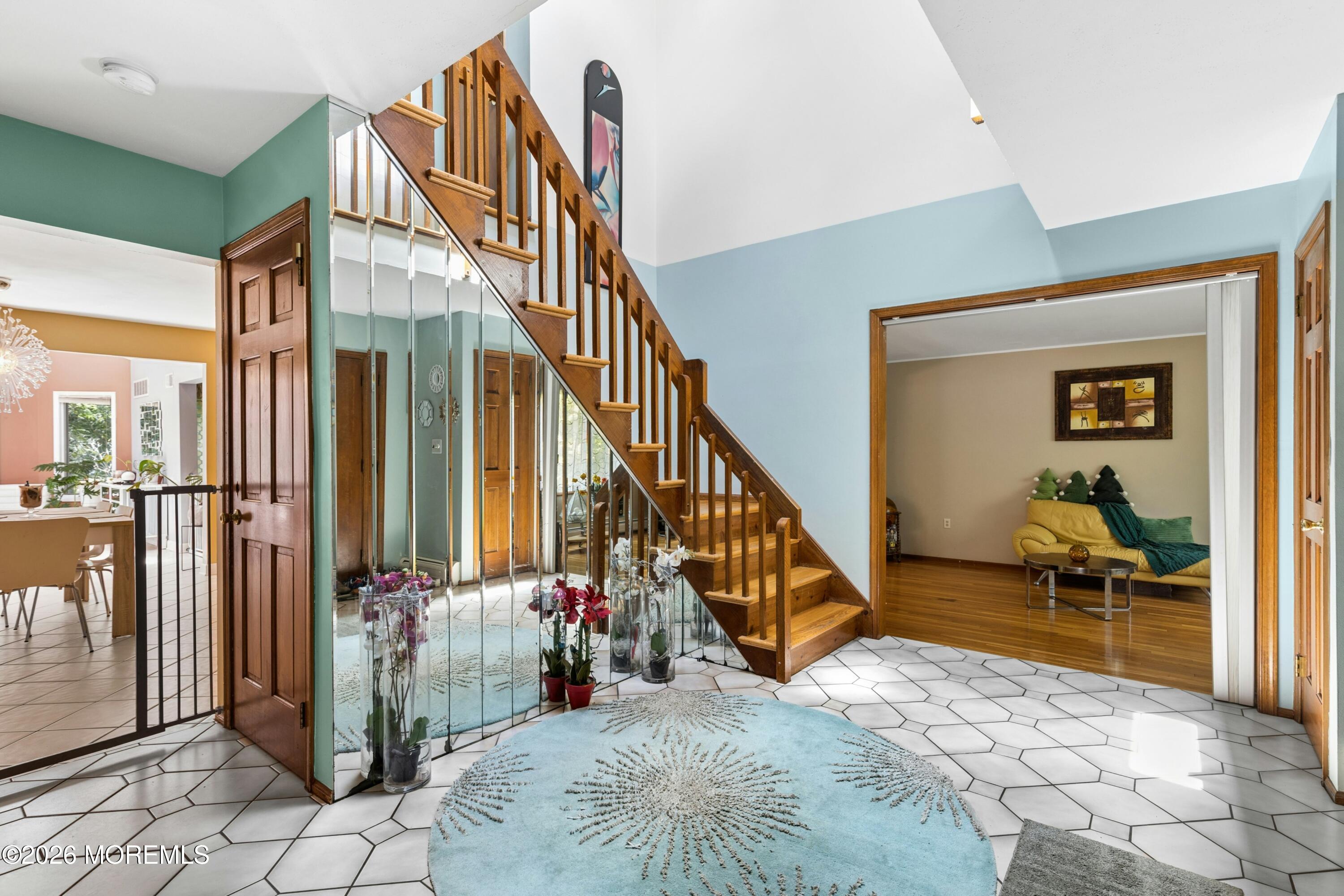 40 Vista Drive