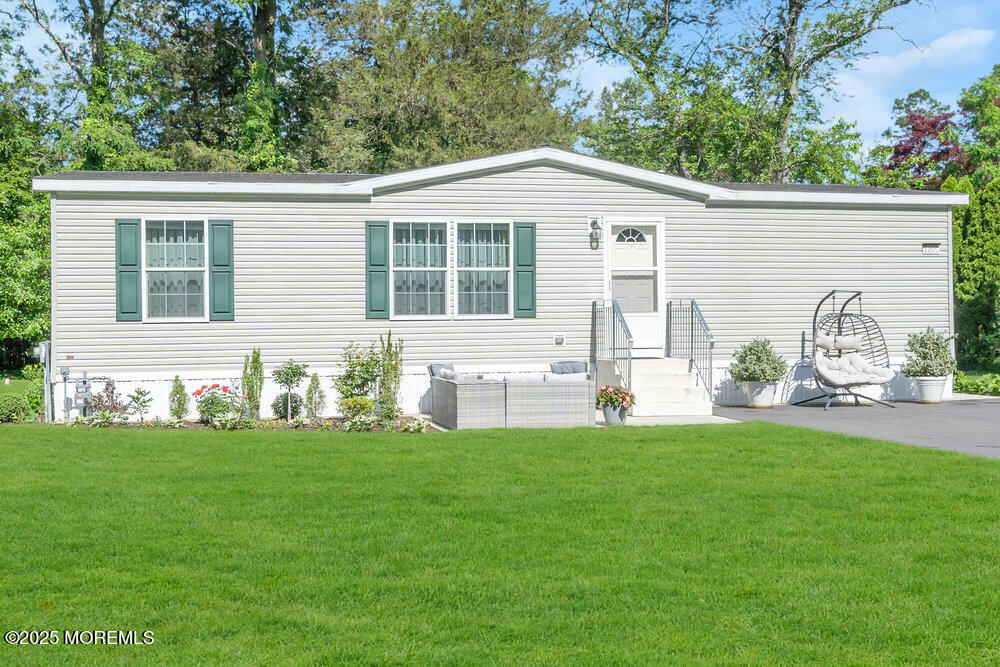 120 Circle Drive, Manchester, New Jersey image 1