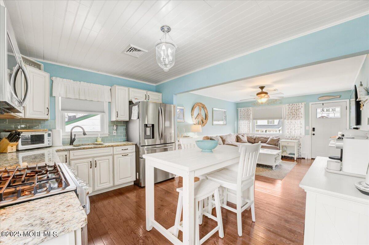 417 Park Avenue, Union Beach, New Jersey image 6