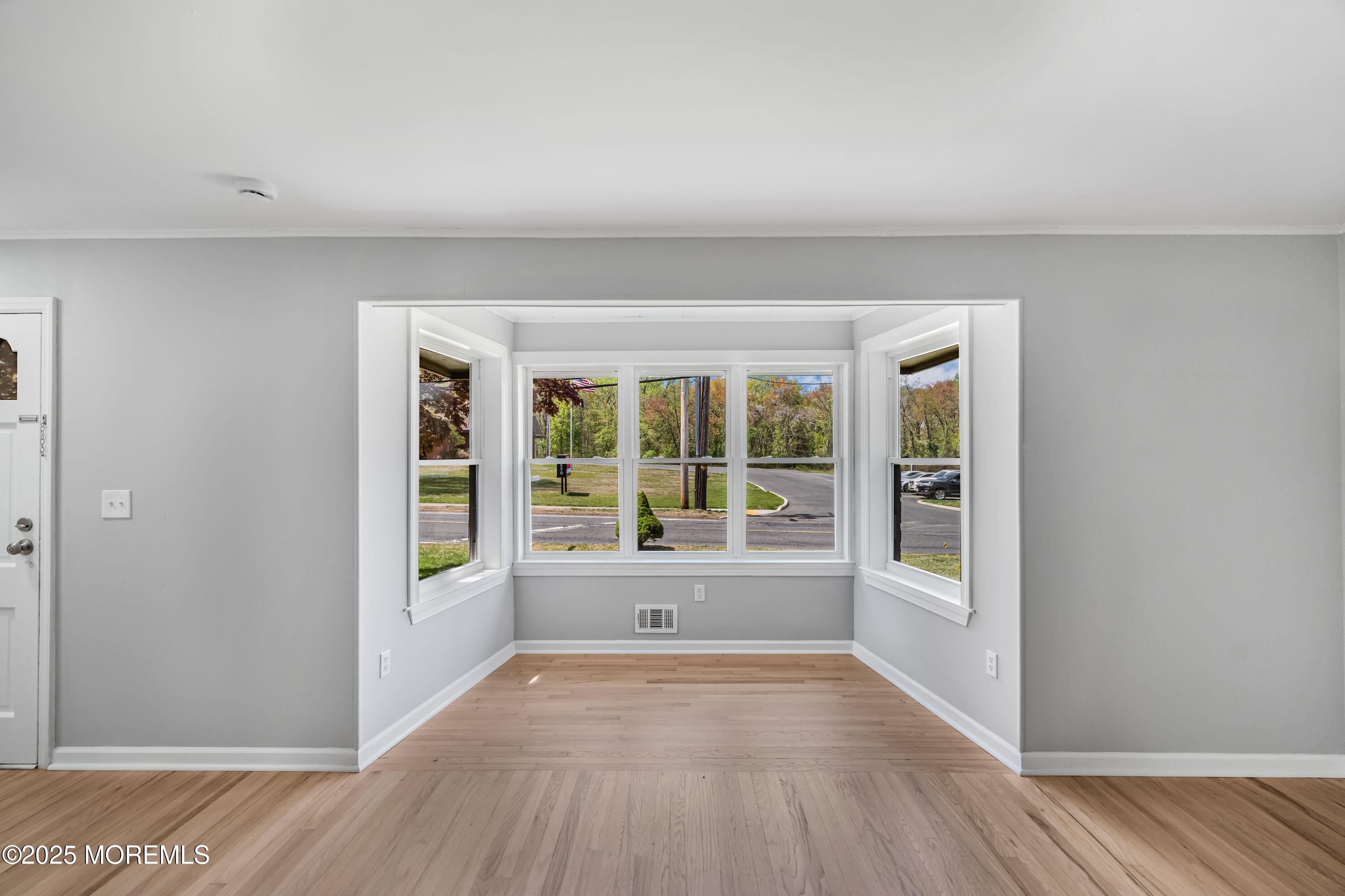 569 Holmdel Road, Hazlet, New Jersey image 13