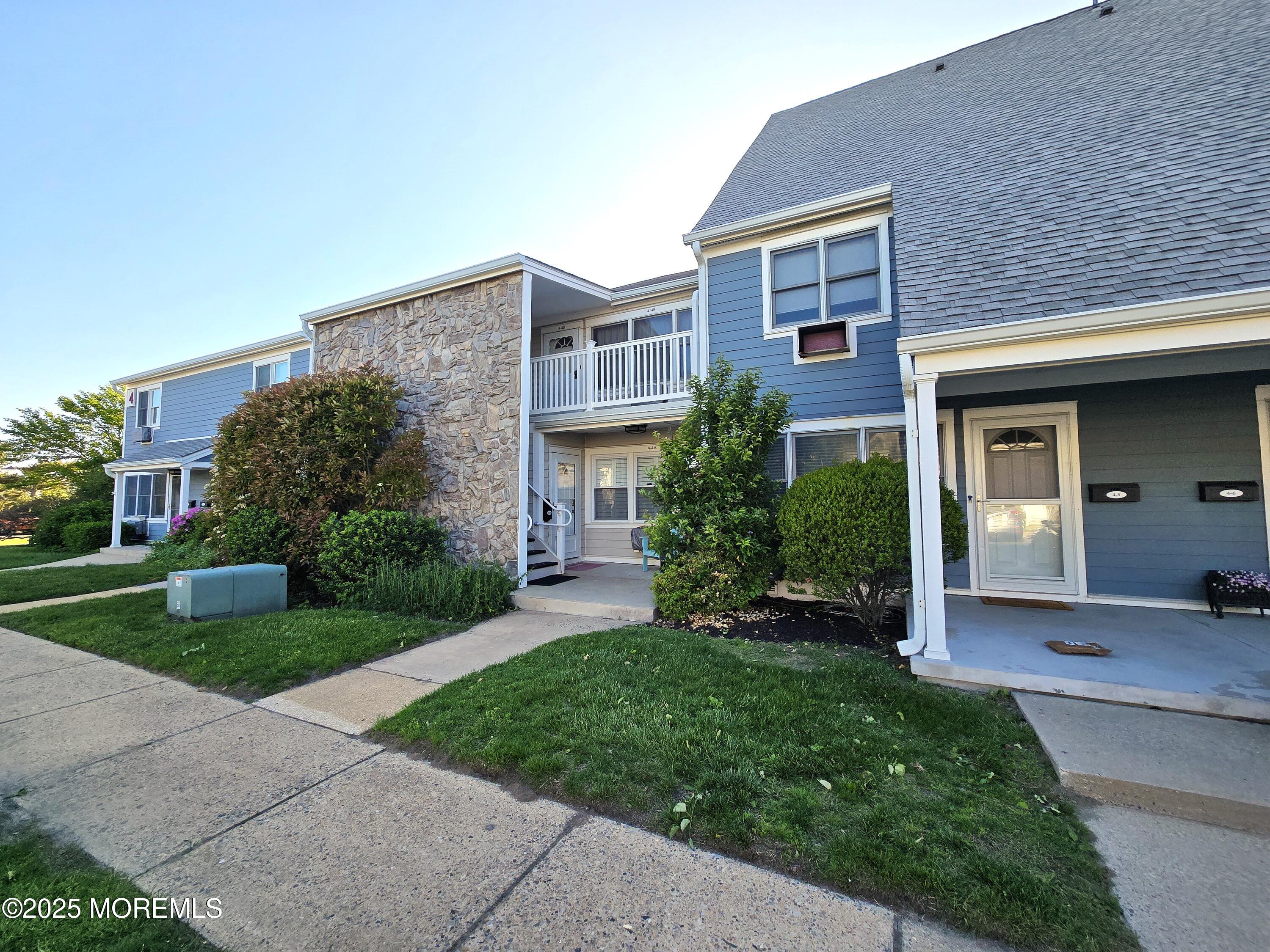 100 Seaview Avenue 4B