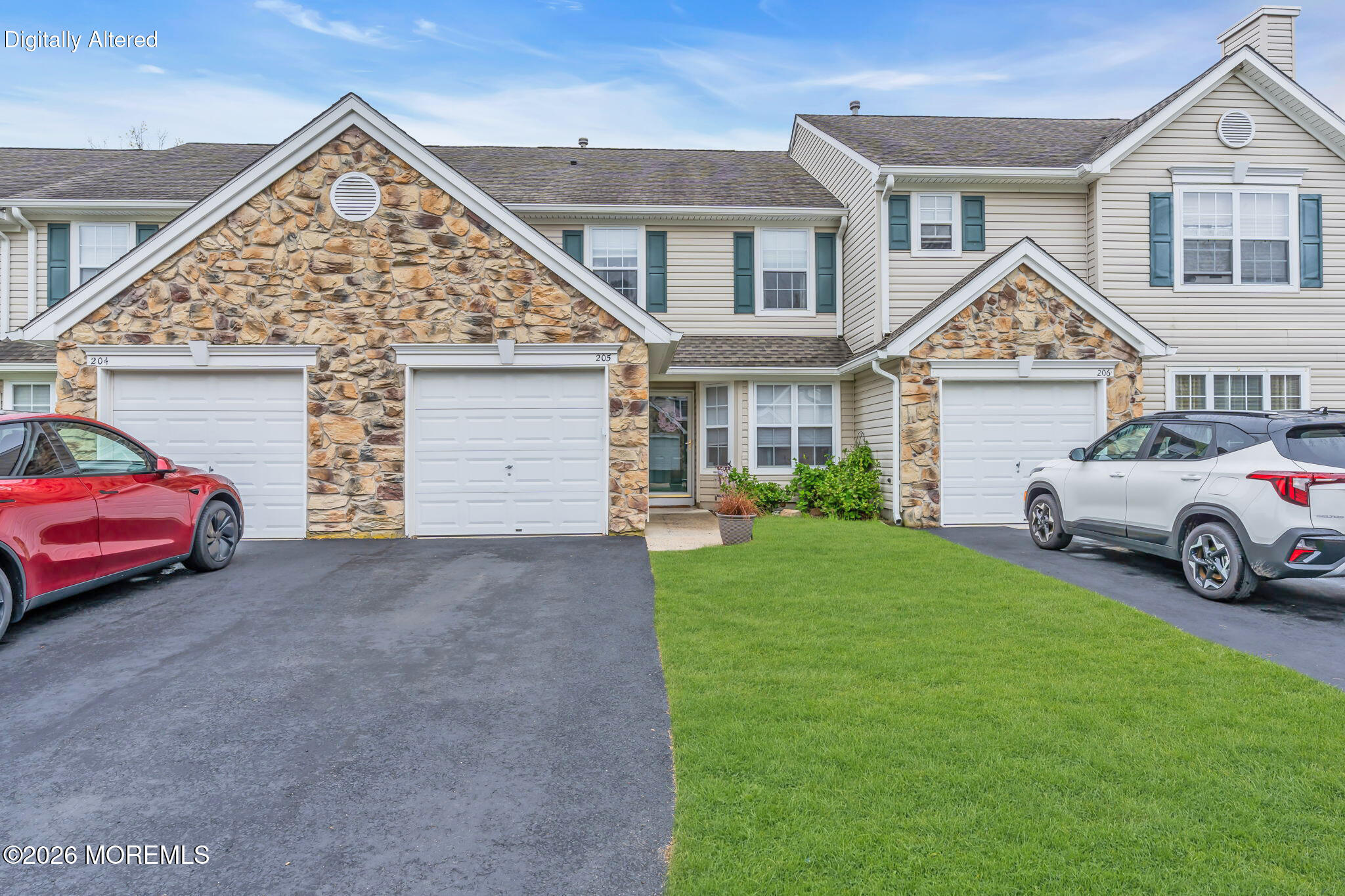 205 Iris Way