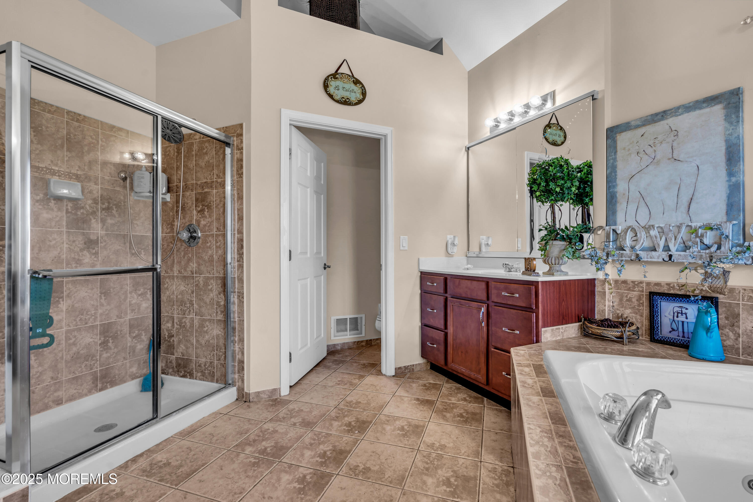 82 Stream Bank Drive, Freehold, New Jersey image 48