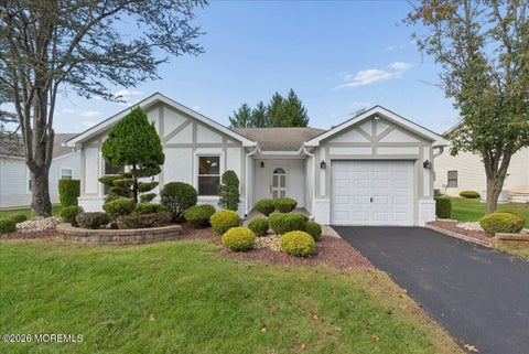 Photo of 25 Hansom Lane, Marlboro, NJ 07746 (MLS # 22632734)