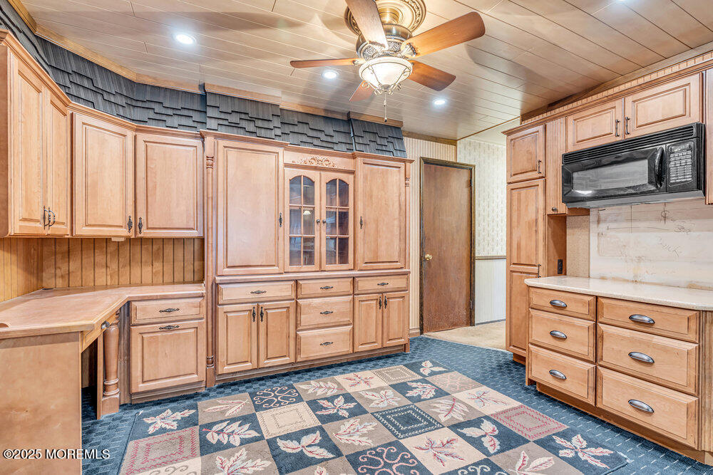 220 Edgemere Drive, Toms River, New Jersey image 23