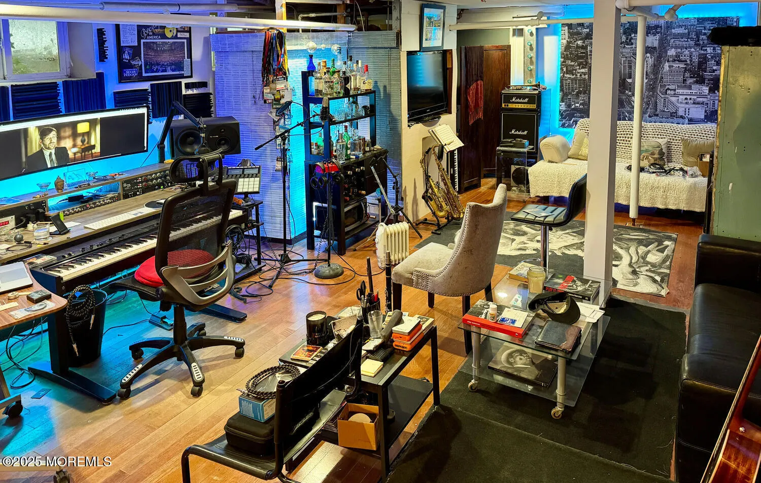 Red Bank, New Jersey 07701, United States, 3 Bedrooms Bedrooms, ,3 BathroomsBathrooms,Residential,Active,4947