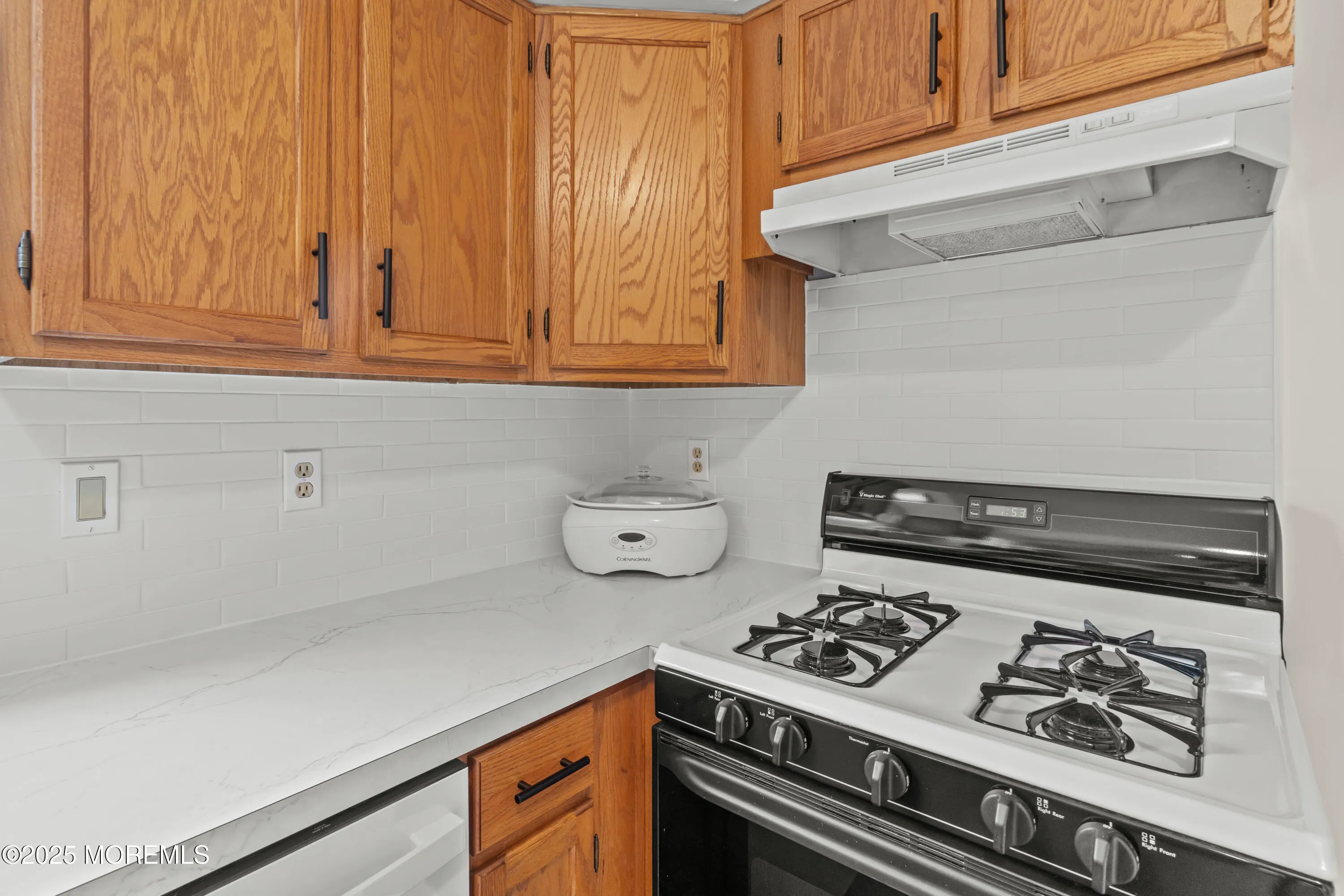 Bayville, New Jersey 08721, United States, 4 Bedrooms Bedrooms, ,3 BathroomsBathrooms,Residential,Active,247799