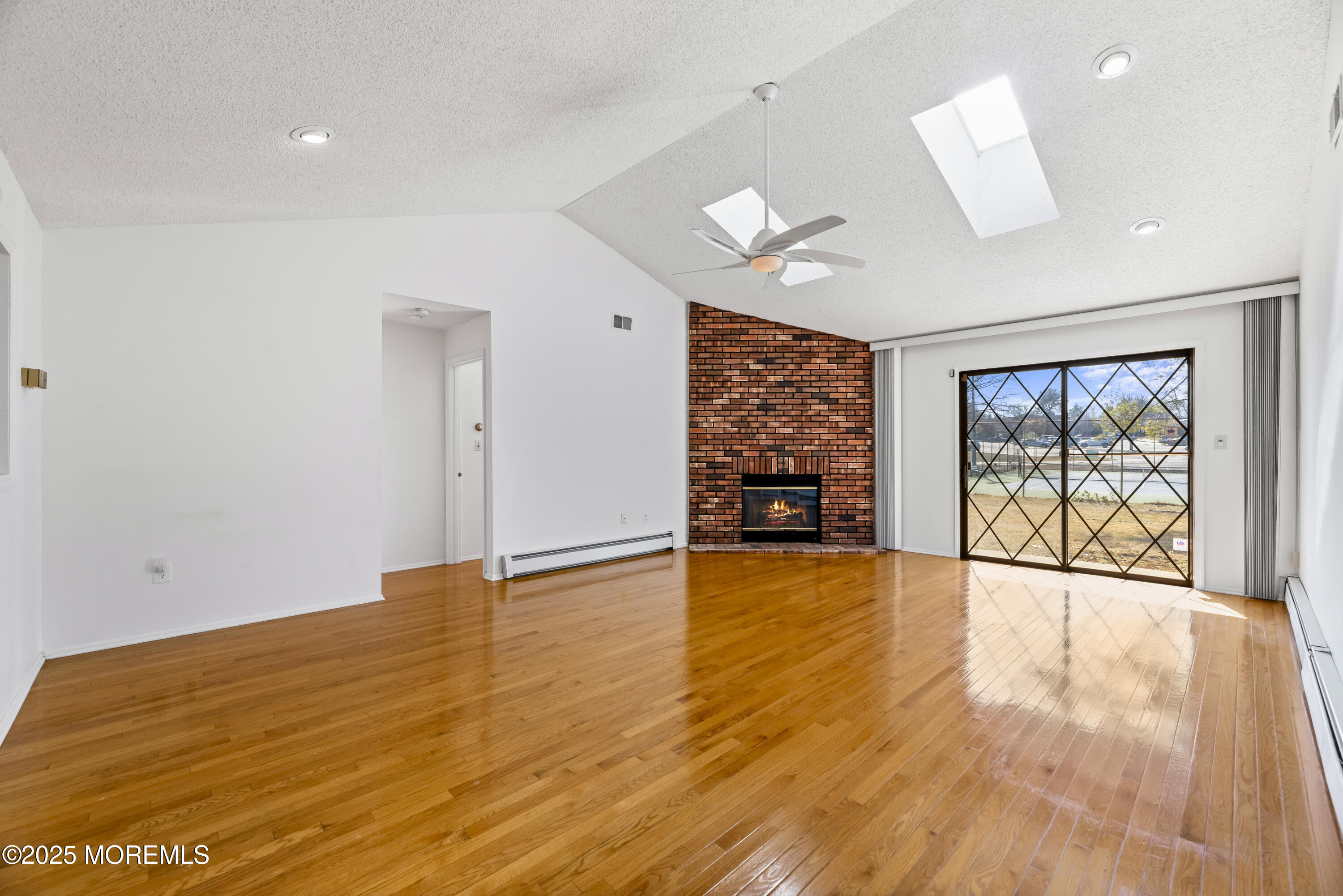 3 Hampton Drive, Marlboro, New Jersey image 10