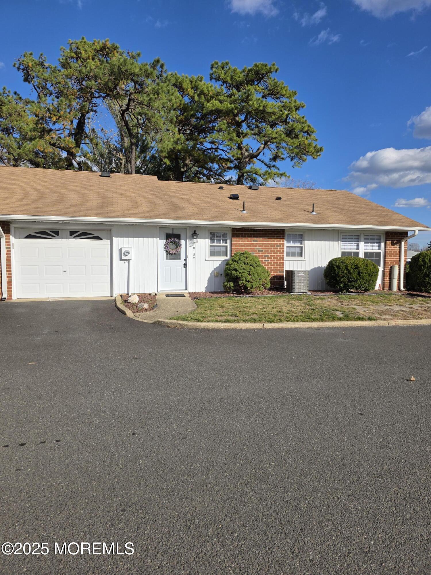 1015 Aberdeen Drive A