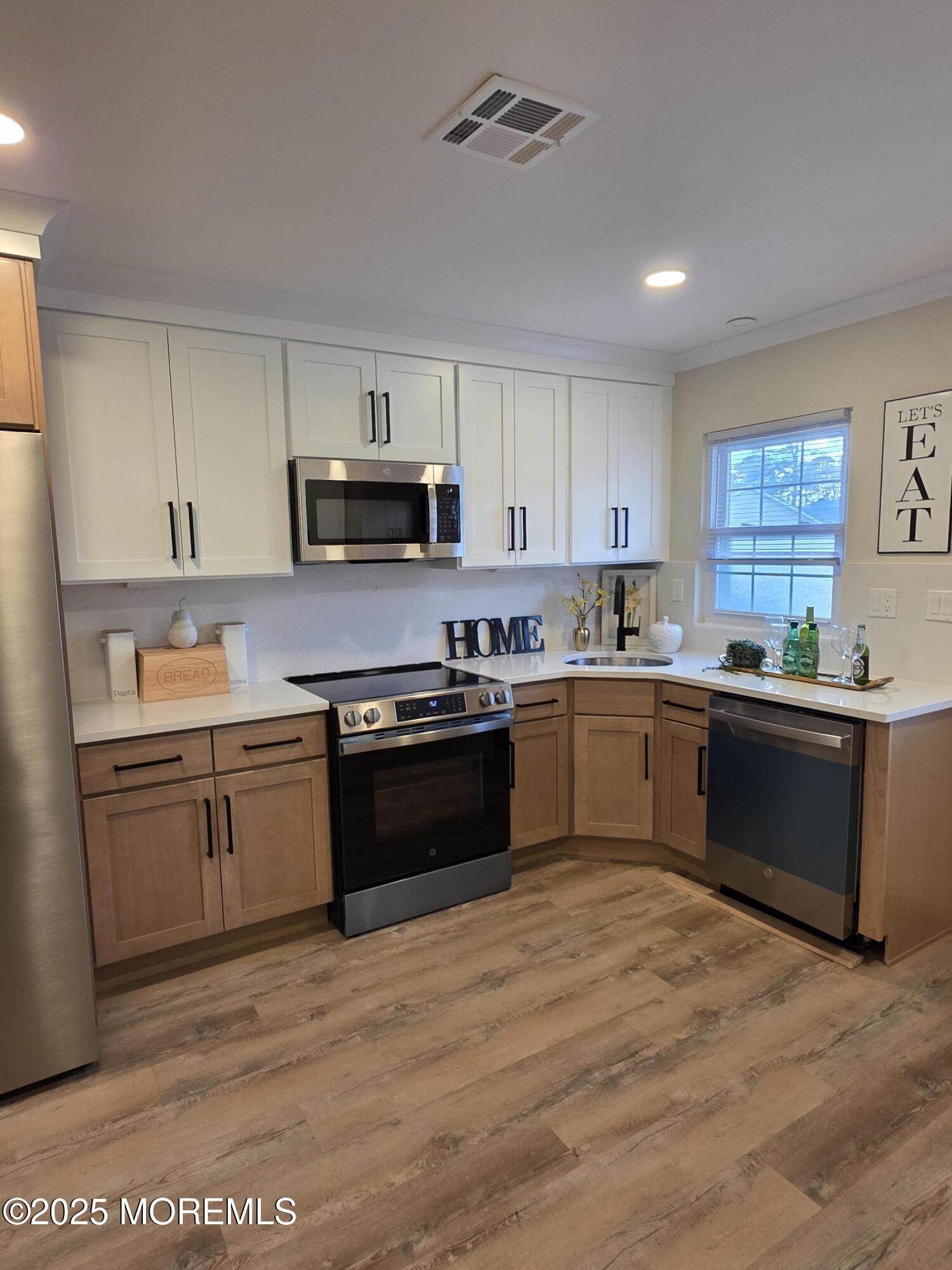 1015 Aberdeen Drive A