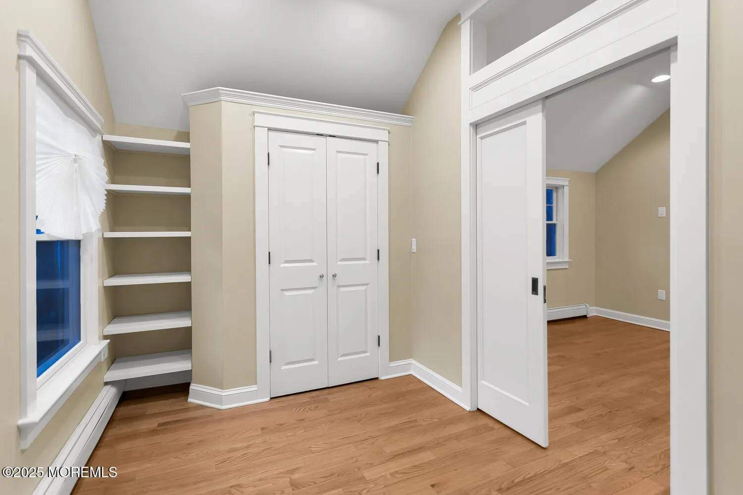 Fair Haven, New Jersey 07704, United States, 2 Bedrooms Bedrooms, ,1 BathroomBathrooms,Residential,Pending,87332