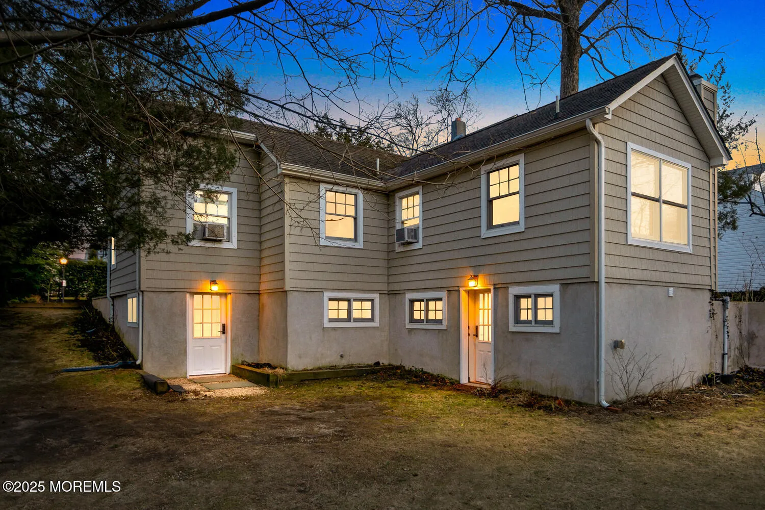 Fair Haven, New Jersey 07704, United States, 2 Bedrooms Bedrooms, ,1 BathroomBathrooms,Residential,Pending,87332