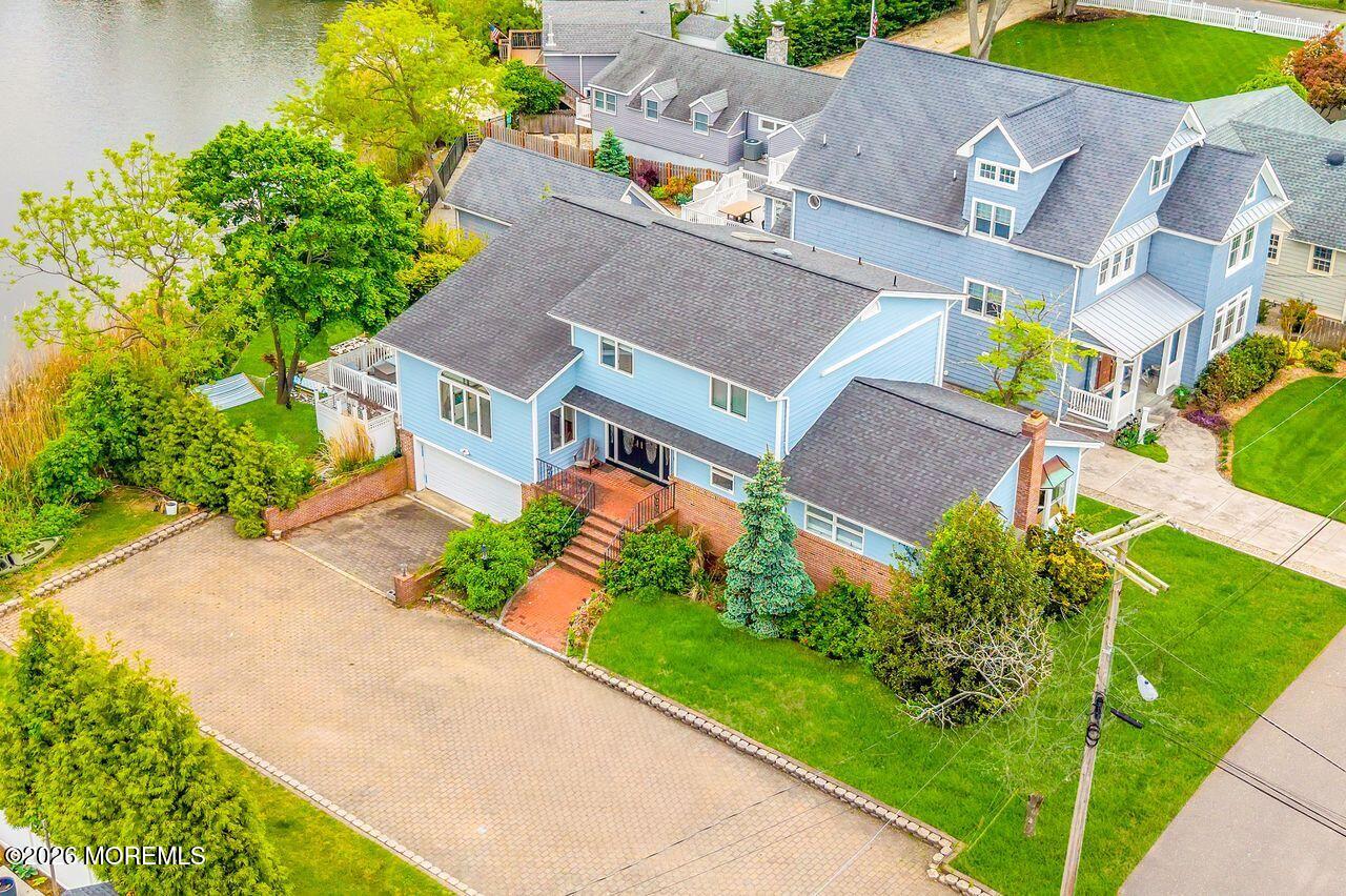 608 Cedarcrest Drive