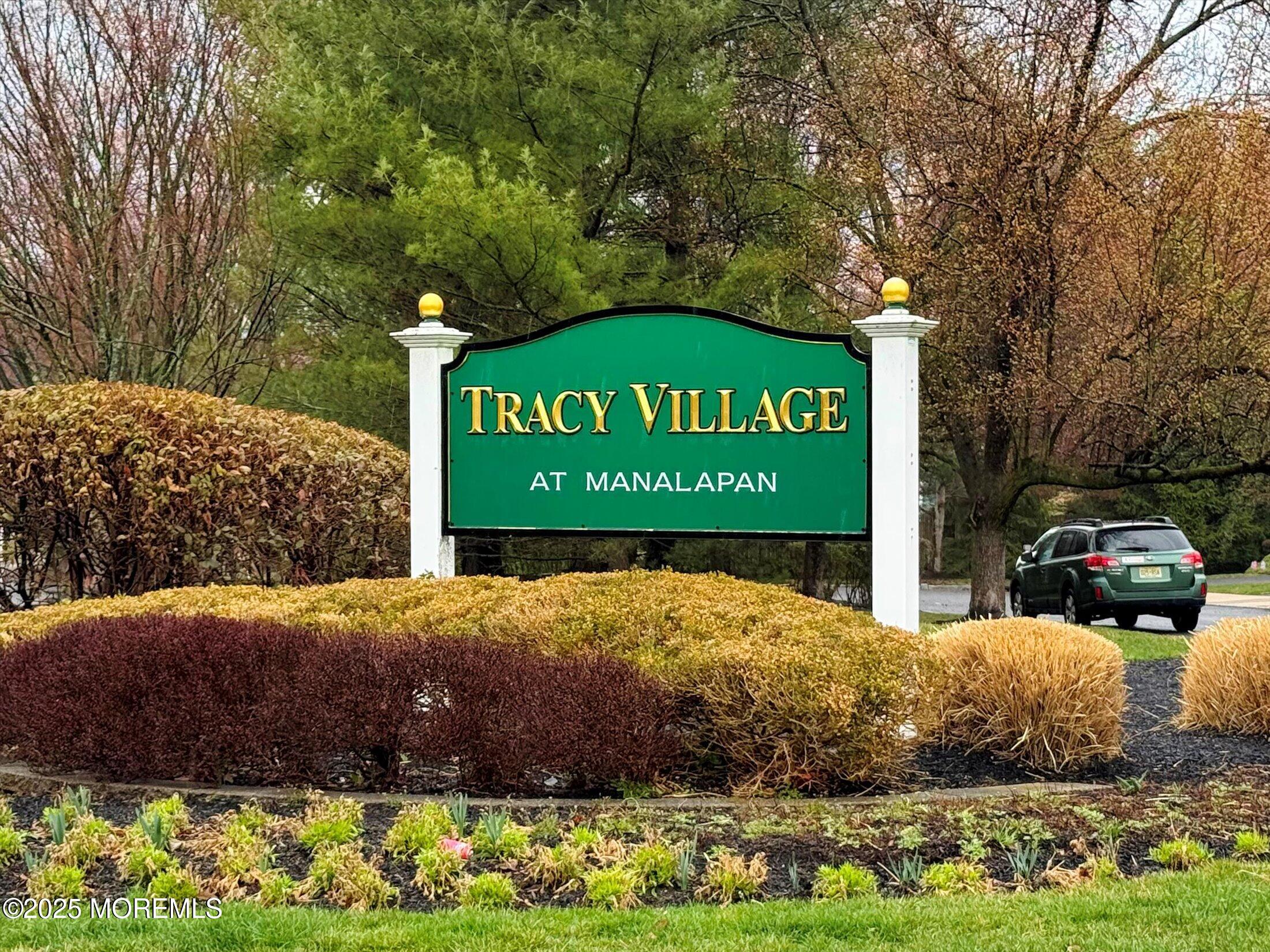102 Heron Court, Manalapan, New Jersey image 4