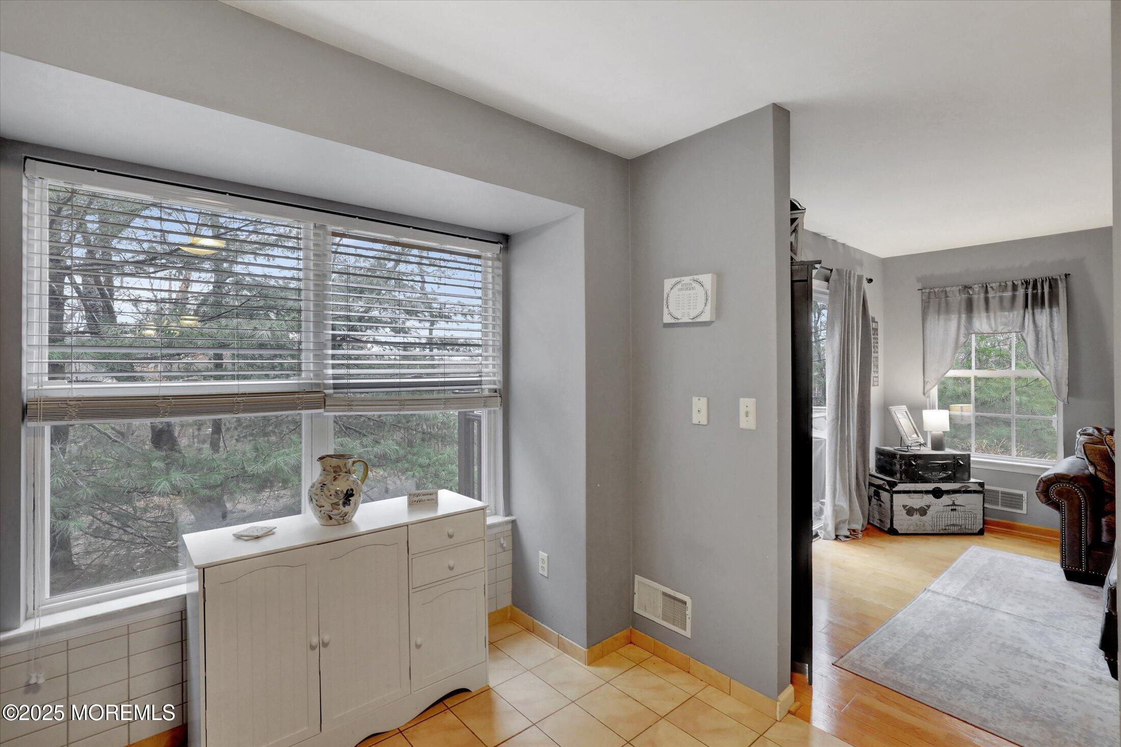102 Heron Court, Manalapan, New Jersey image 14